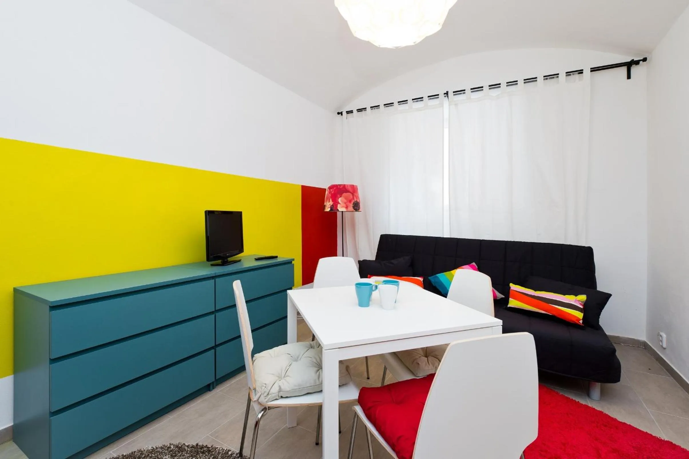 Living room in Budget Apartment