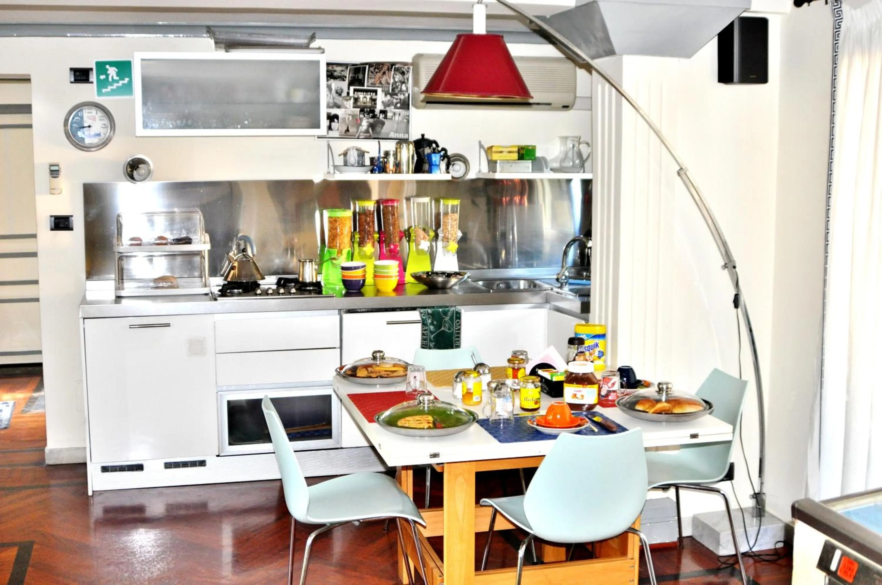 Kitchen or kitchenette, Dining Area in Il Boom B&B
