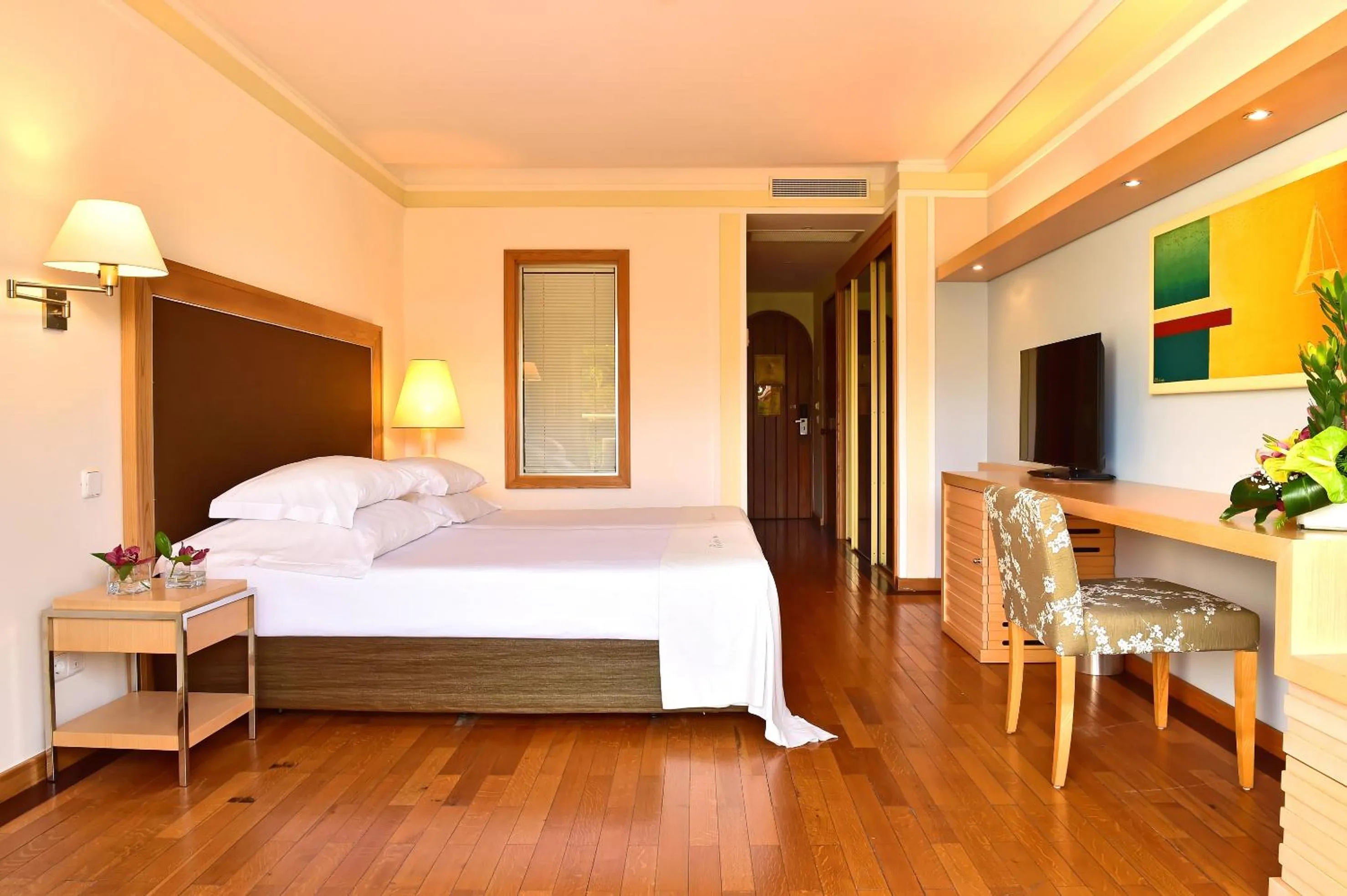 Bedroom, Bed in Pestana Carlton Madeira Ocean Resort Hotel