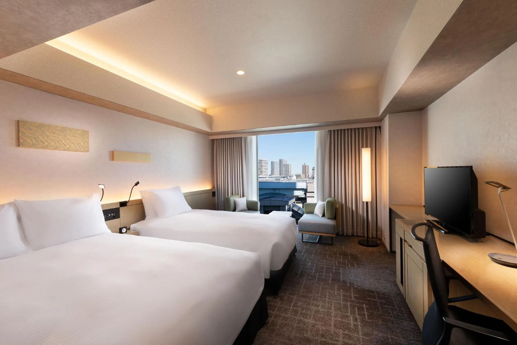 Photo of the whole room, Bed in DoubleTree by Hilton Tokyo Ariake
