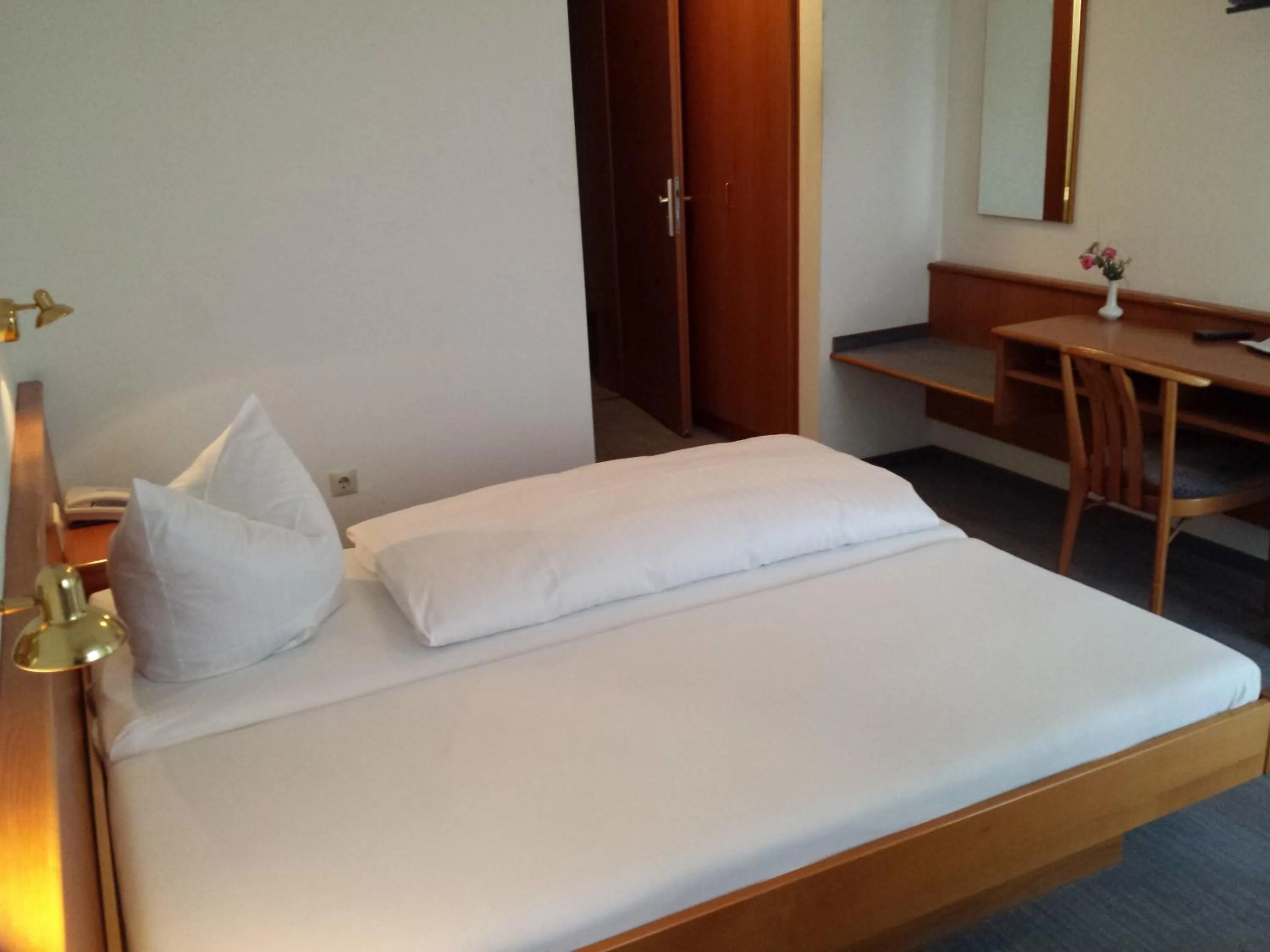 Bedroom, Bed in Hotel am Exerzierplatz