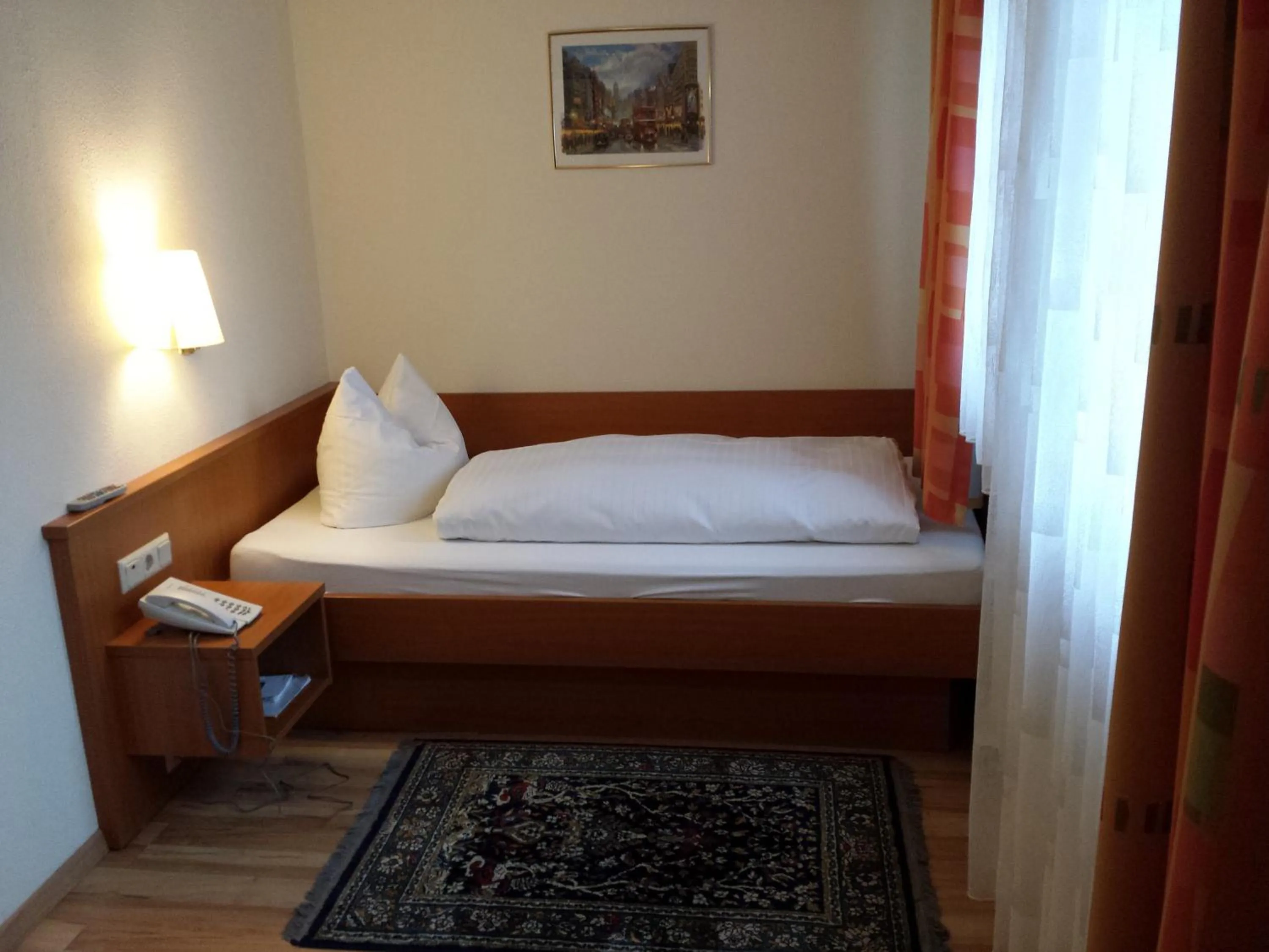 Photo of the whole room, Bed in Hotel am Exerzierplatz
