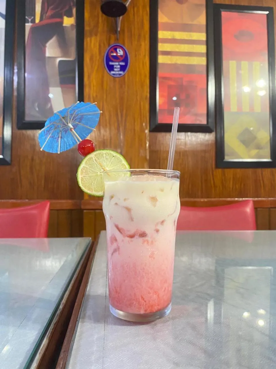 Restaurant/places to eat in S&C Hotel Suites and Apartments