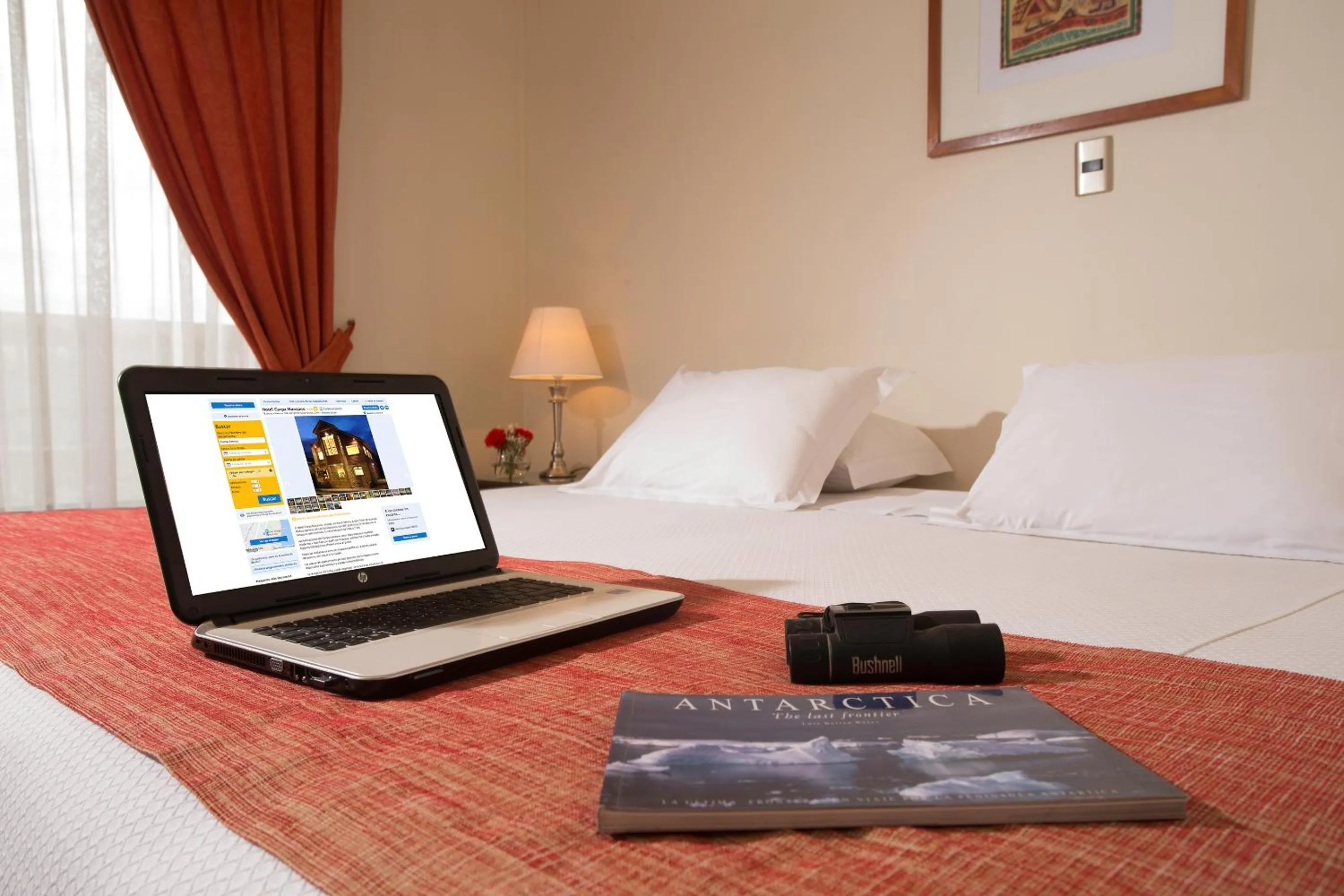 Bedroom, Bed in Hotel Carpa Manzano