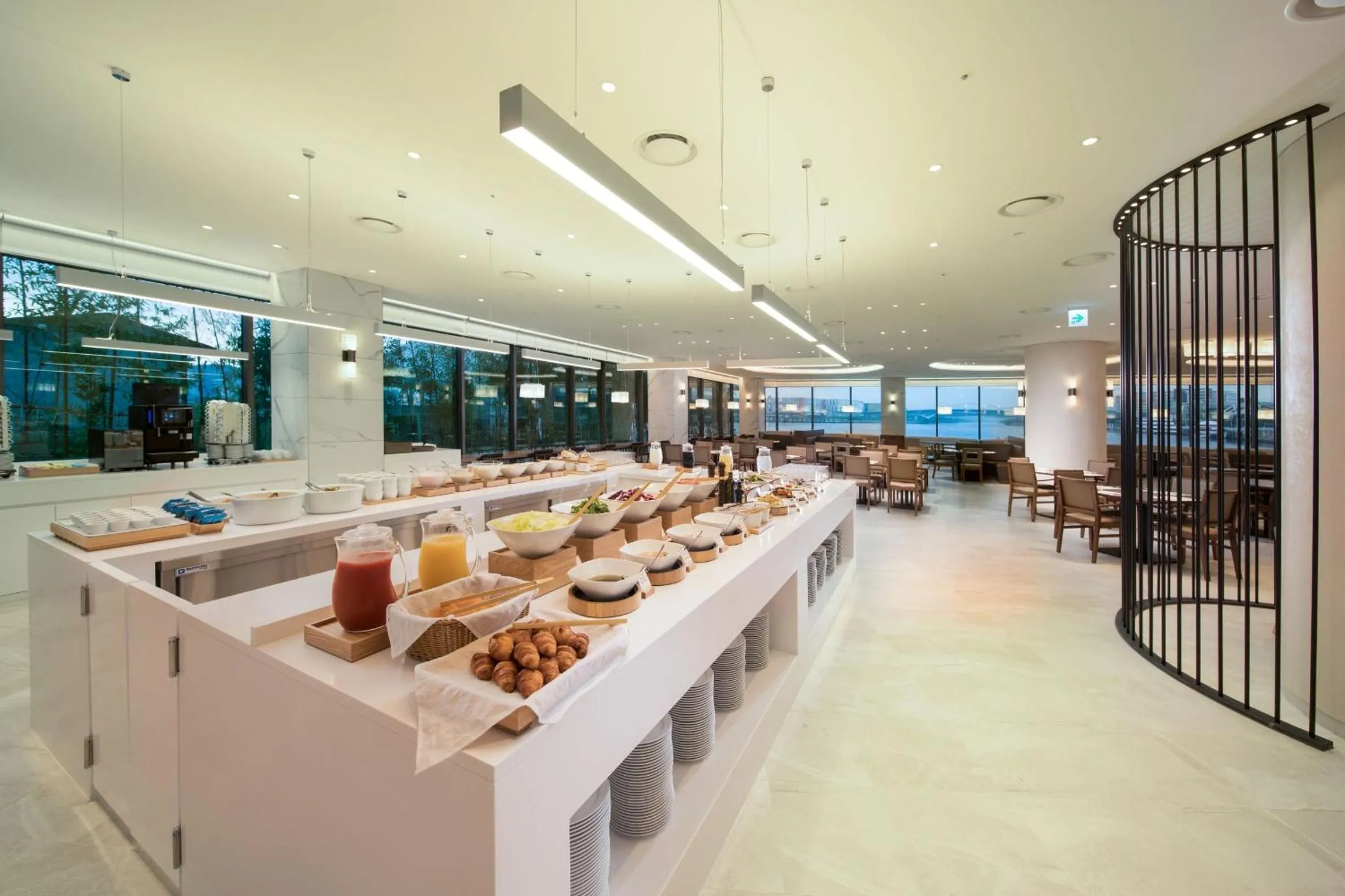 Breakfast in Hotel Marinabay Seoul