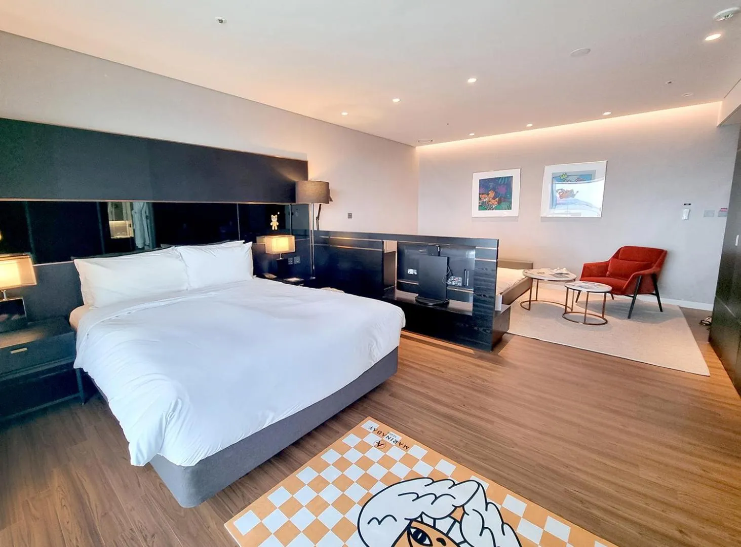 Bed in Hotel Marinabay Seoul