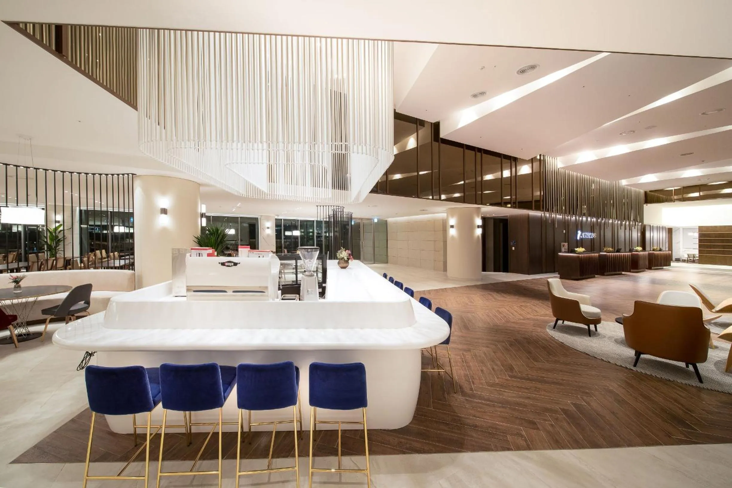 Restaurant/places to eat in Hotel Marinabay Seoul