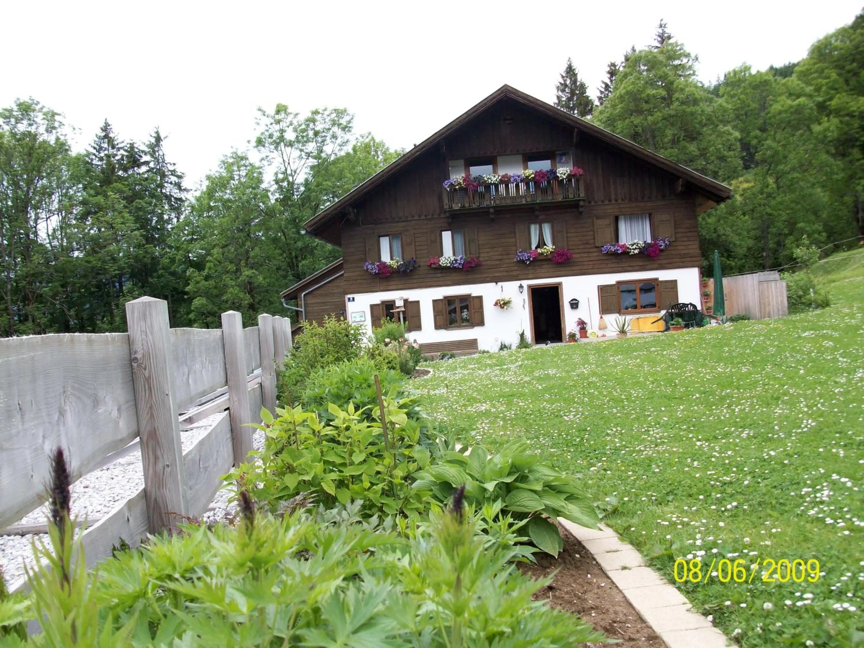 Garden view in Ferienwohnungen Durst Roswitha