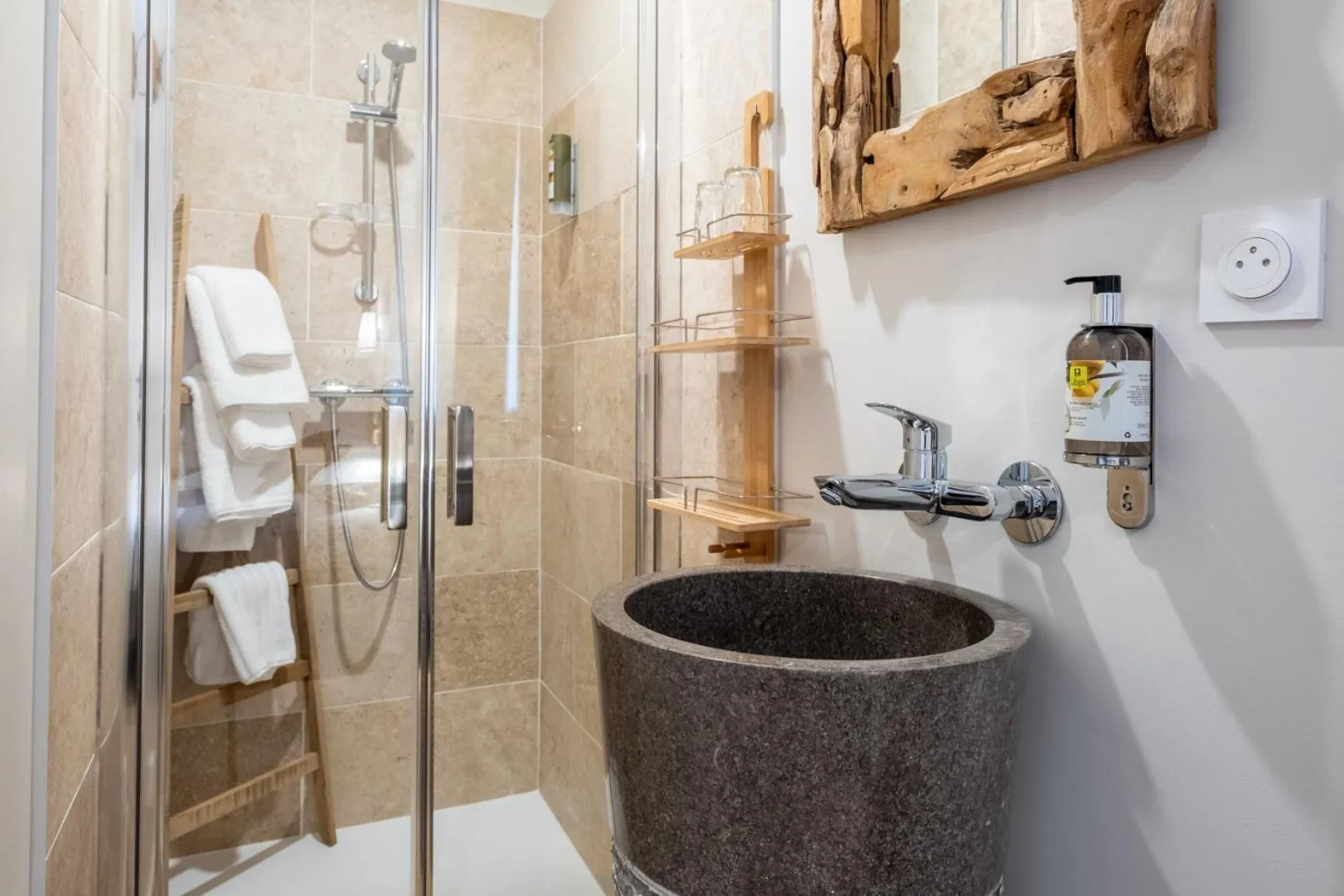 Bathroom in Logis Hôtel Les Vieilles Granges