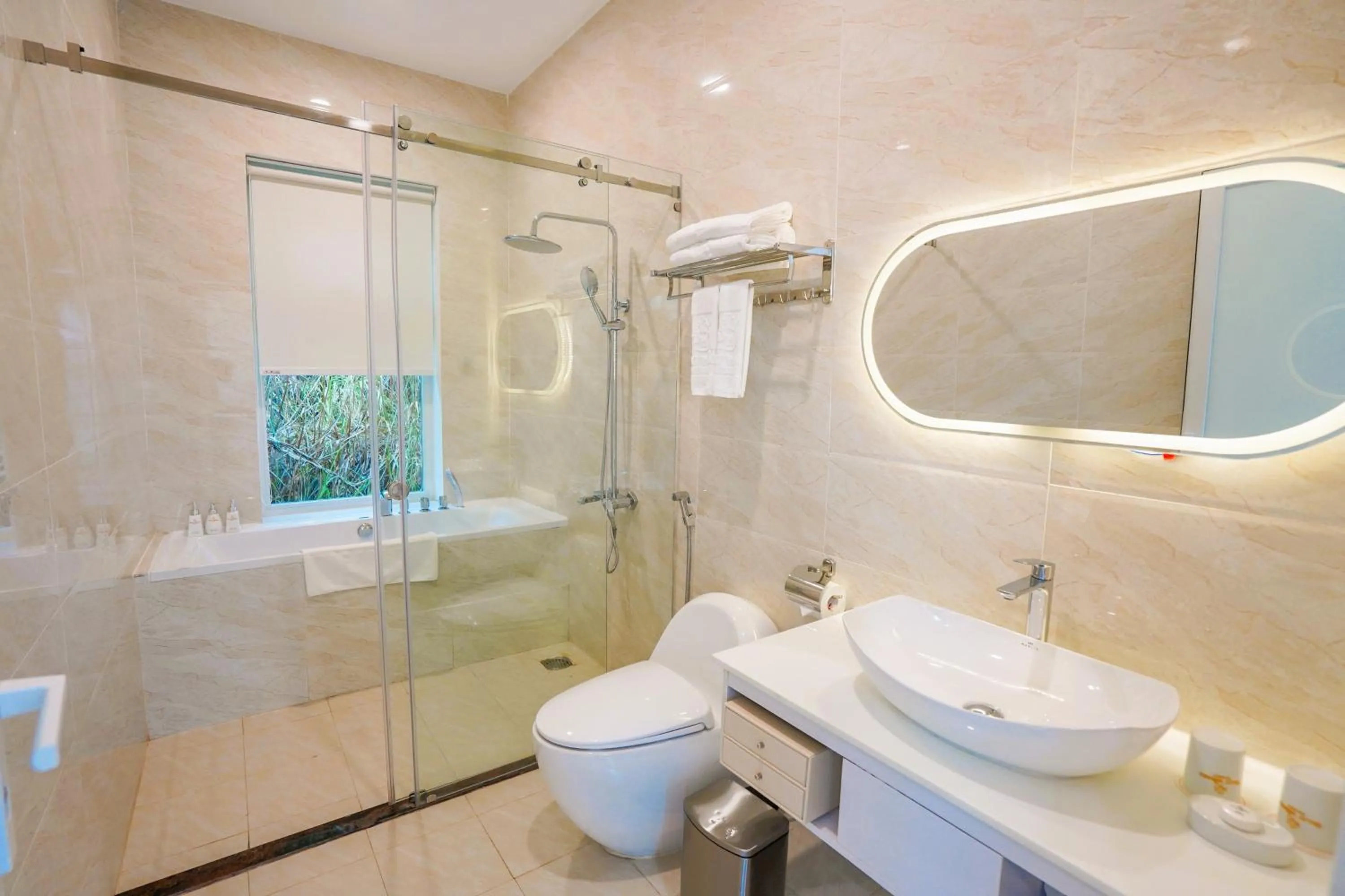 Shower in Dalat Wonder Resort