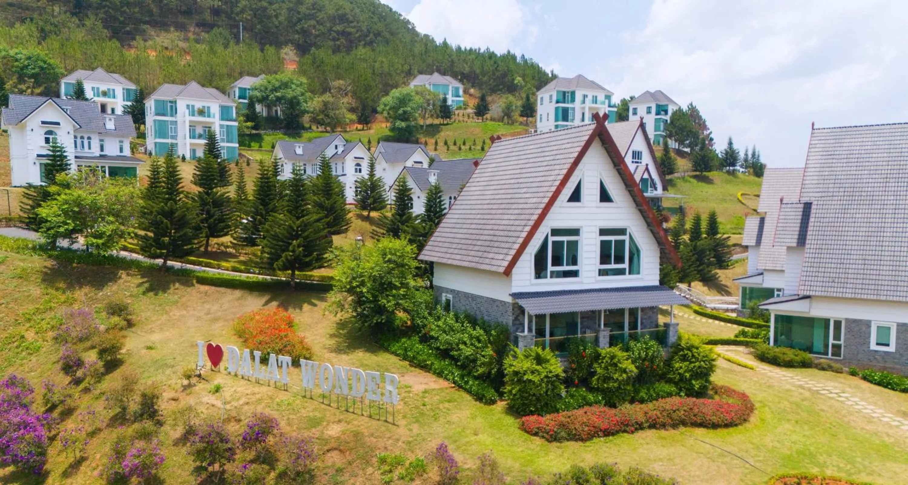 Property building in Dalat Wonder Resort