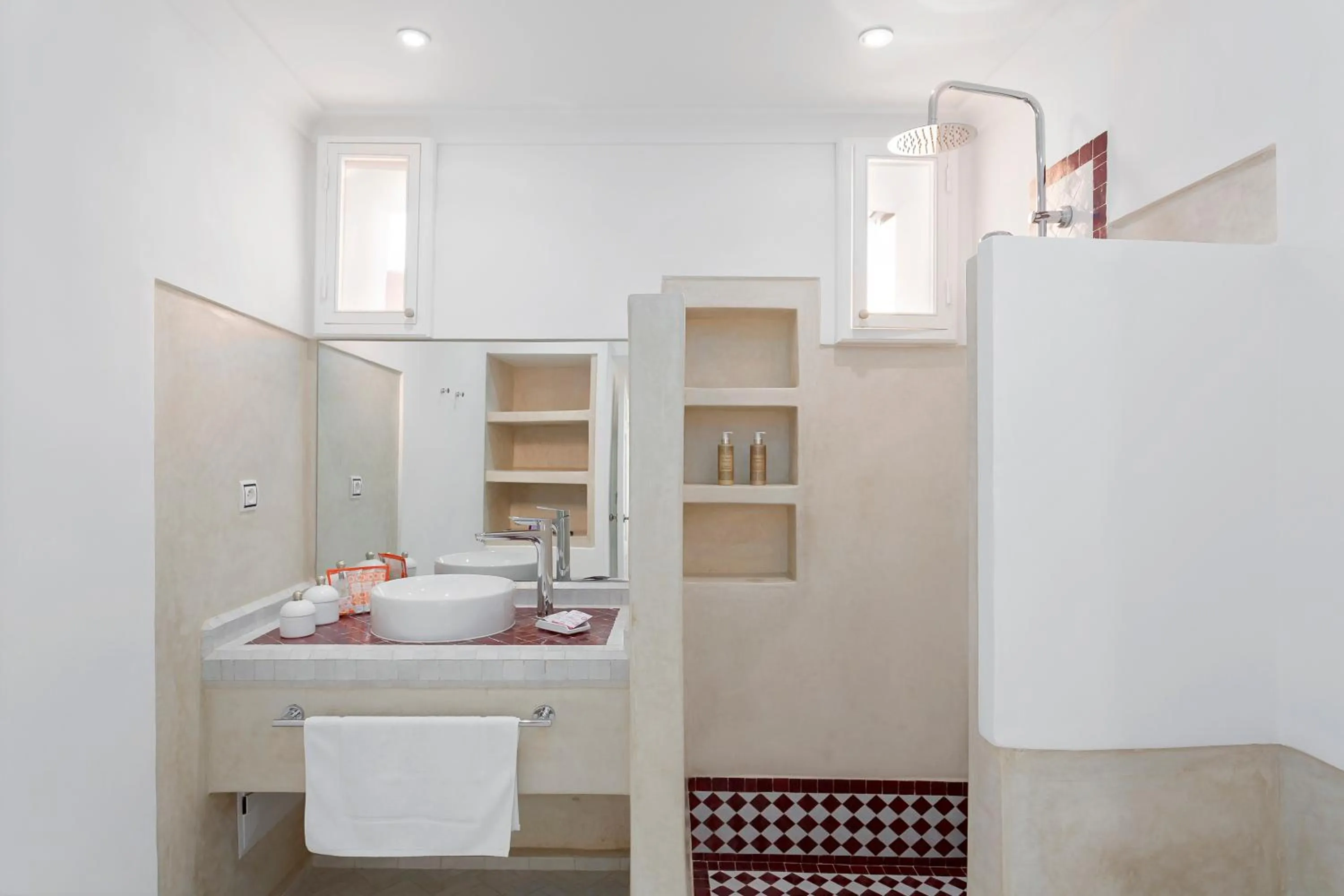 Bathroom in Riad Mirage