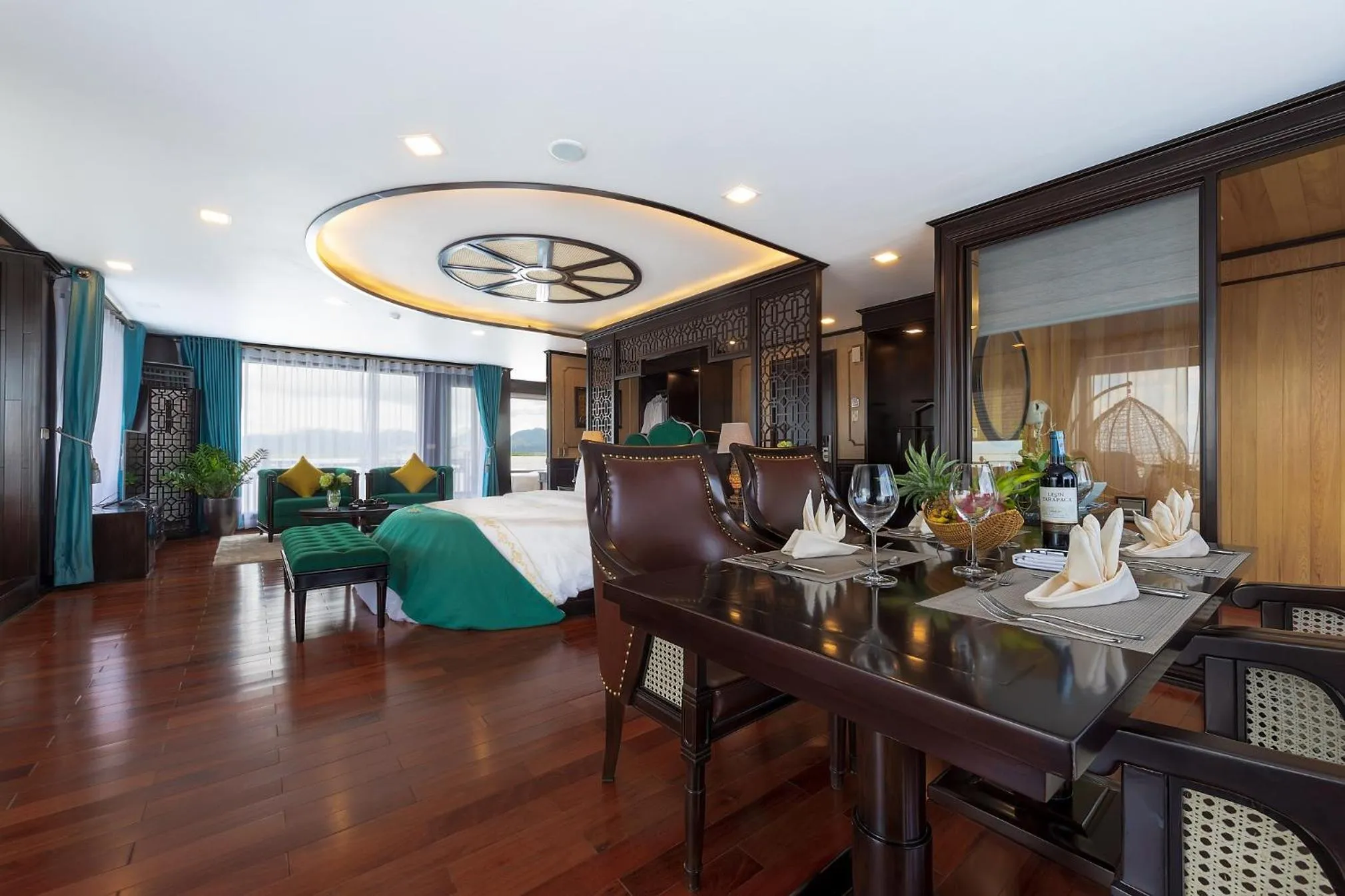 Photo of the whole room in La Regina Legend Cruise