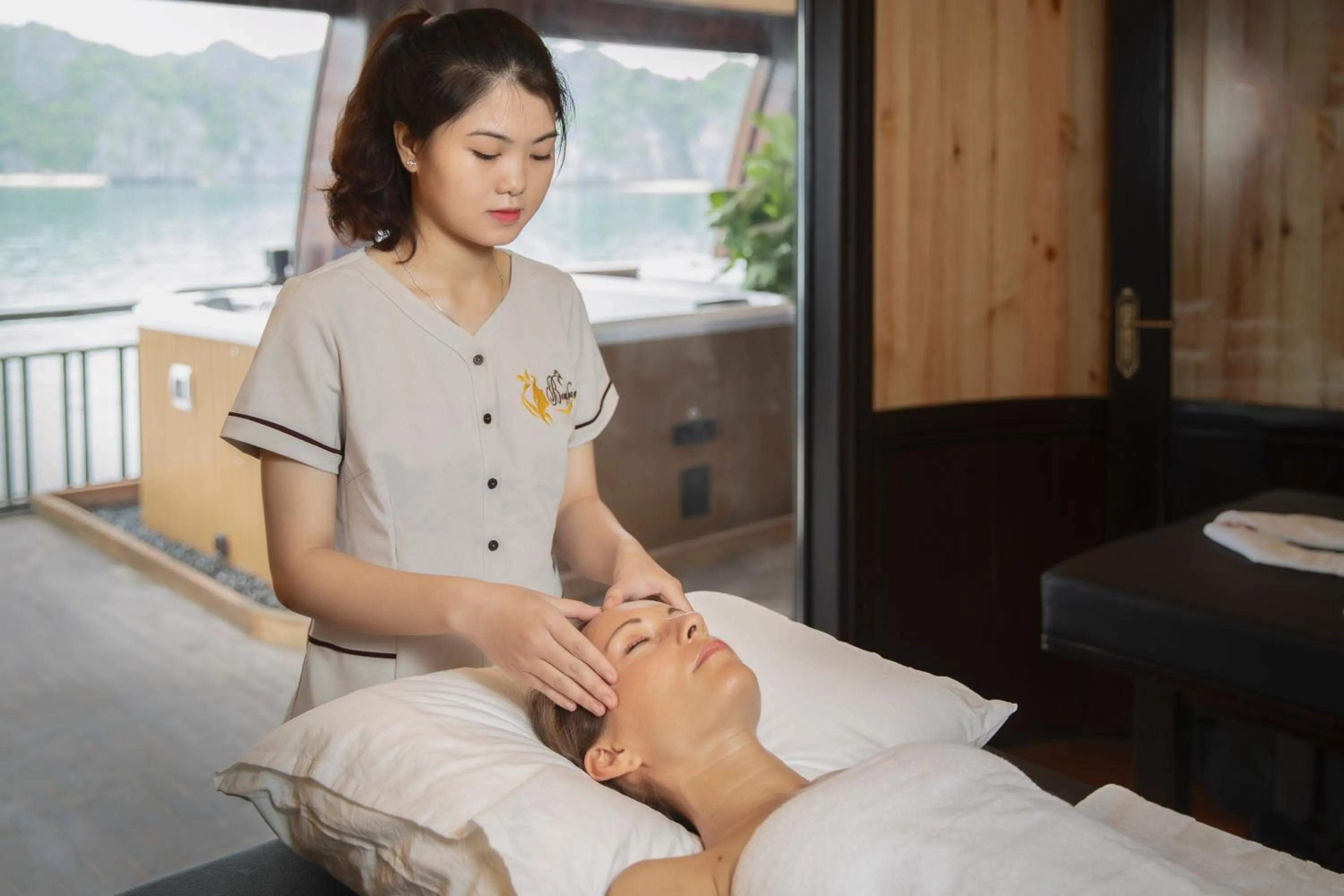 Massage in La Regina Legend Cruise