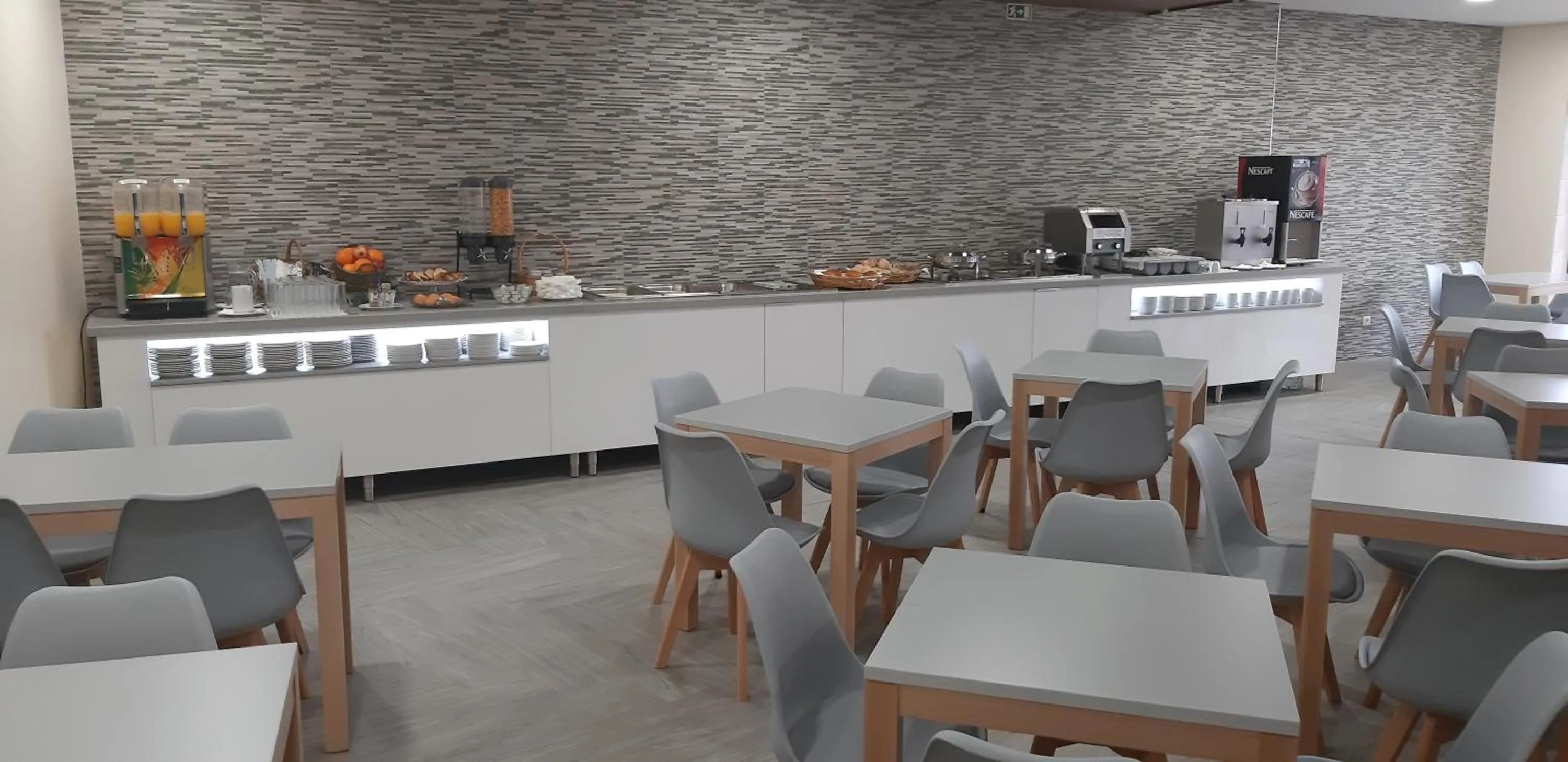 Restaurant/places to eat in Hotel Santa Maria