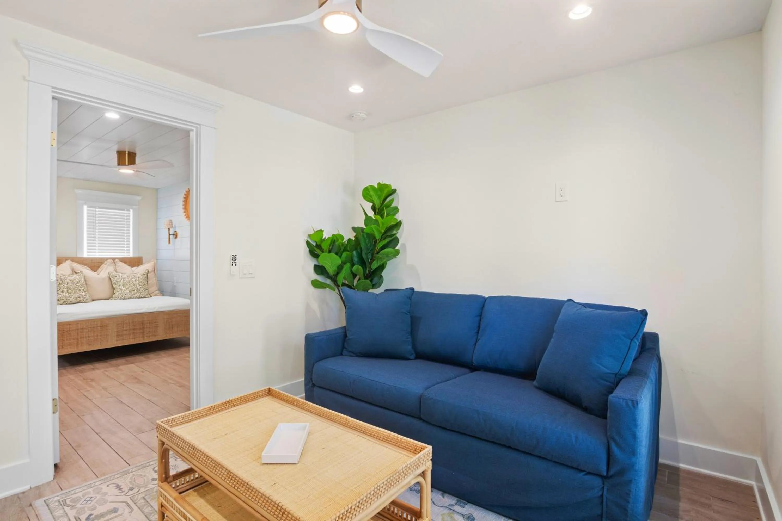 Bed in Tropical Breeze Resort