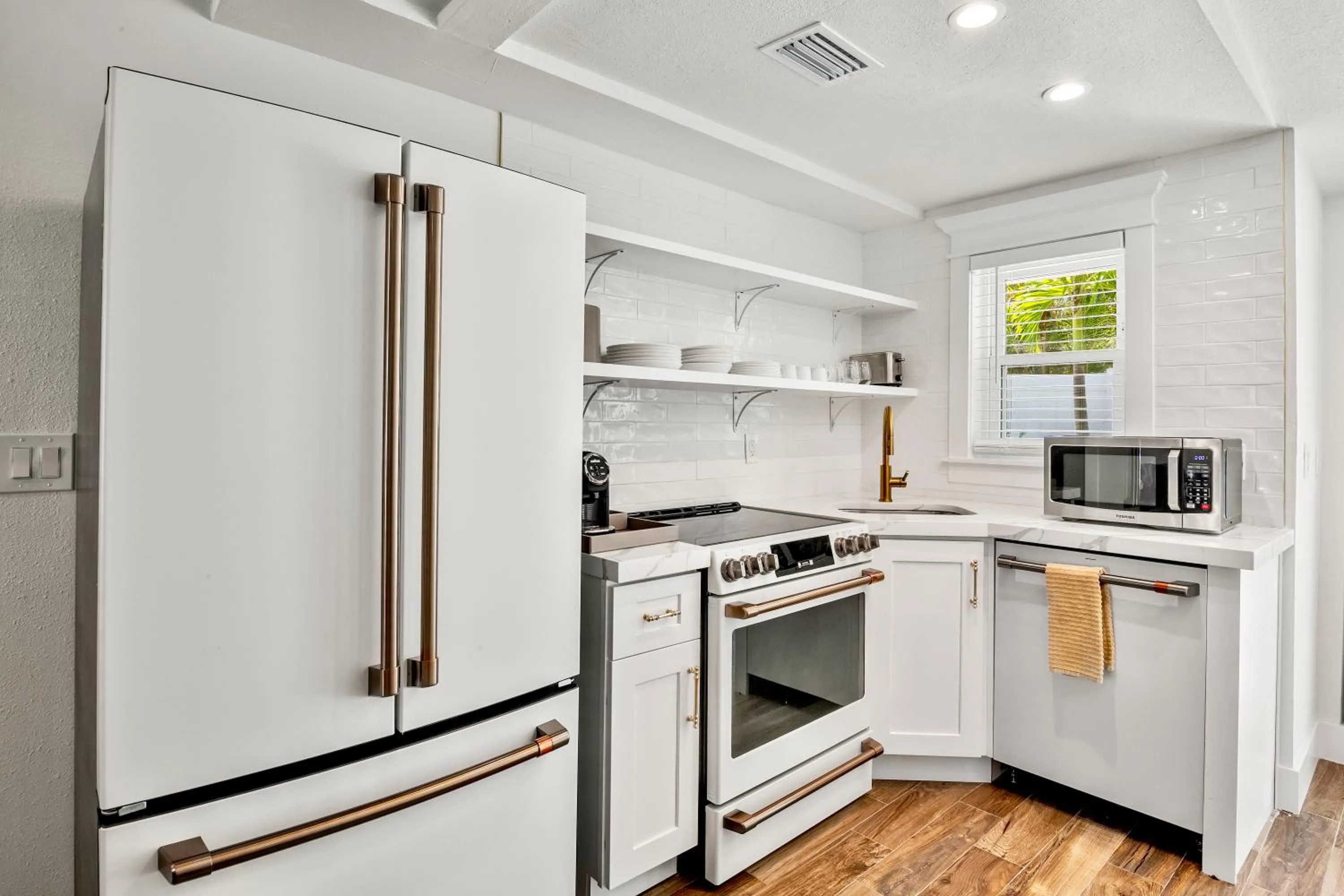 Tropical Breeze Resort