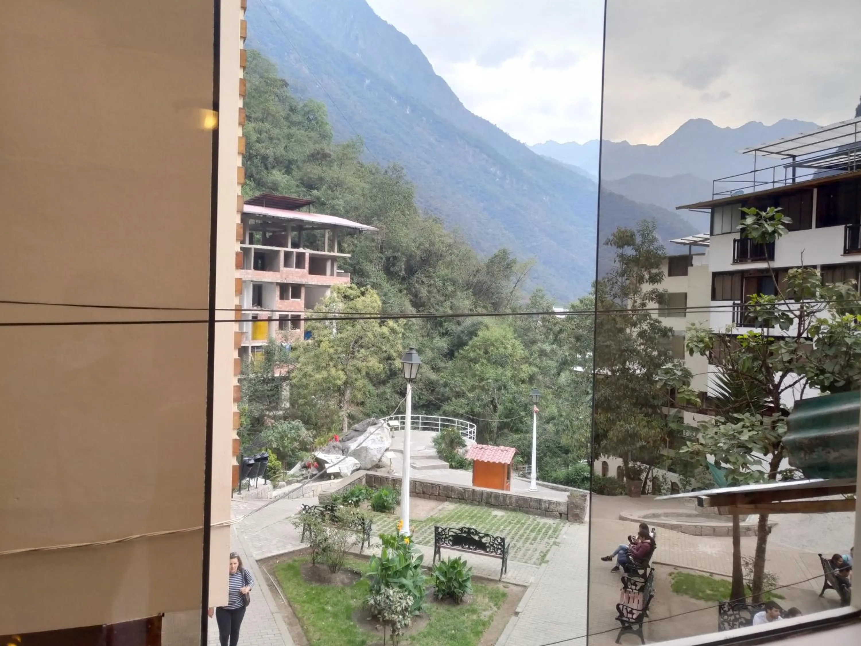 Quiet street view in Viandina Machupicchu