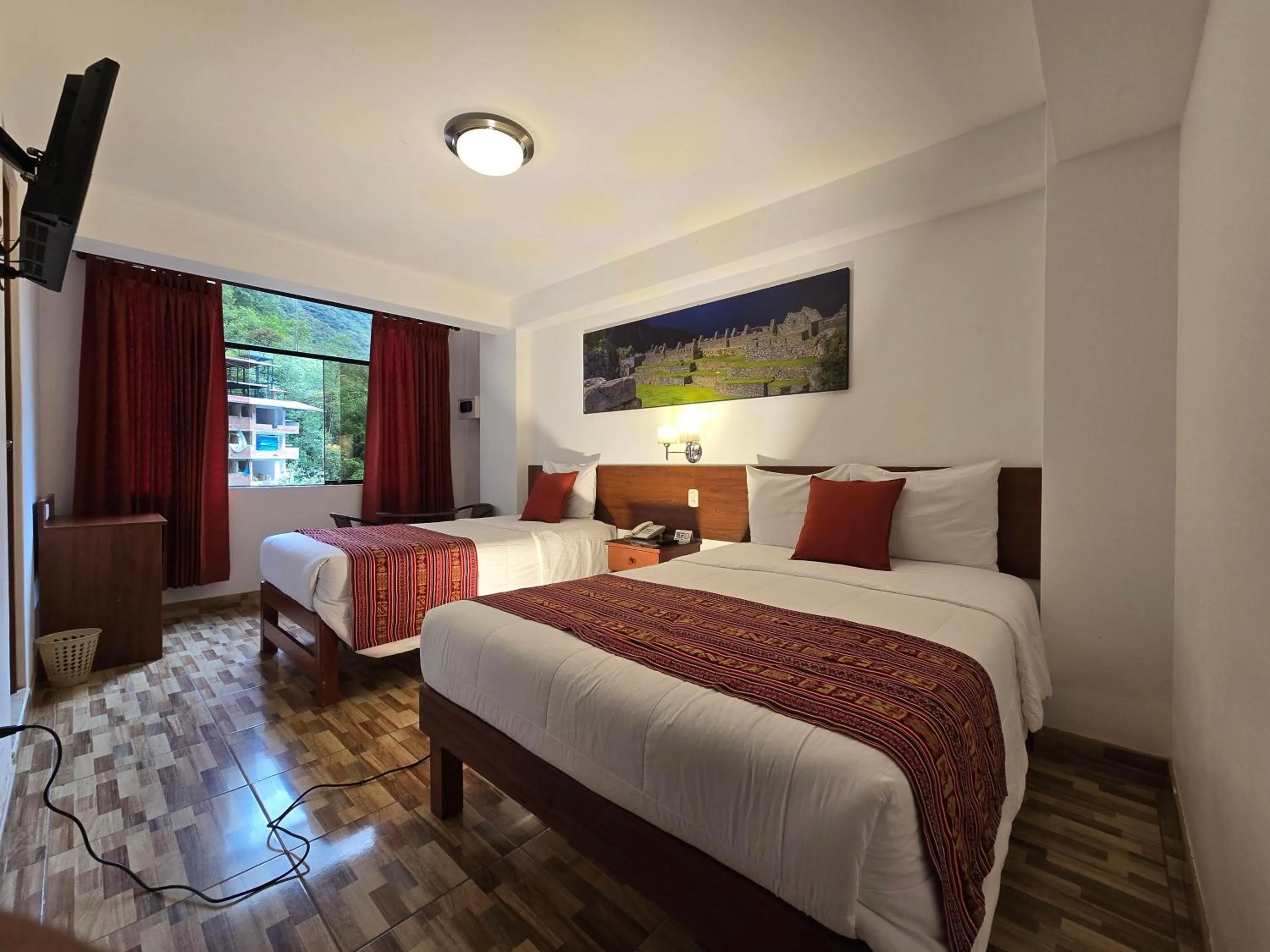 Bed in Viandina Machupicchu