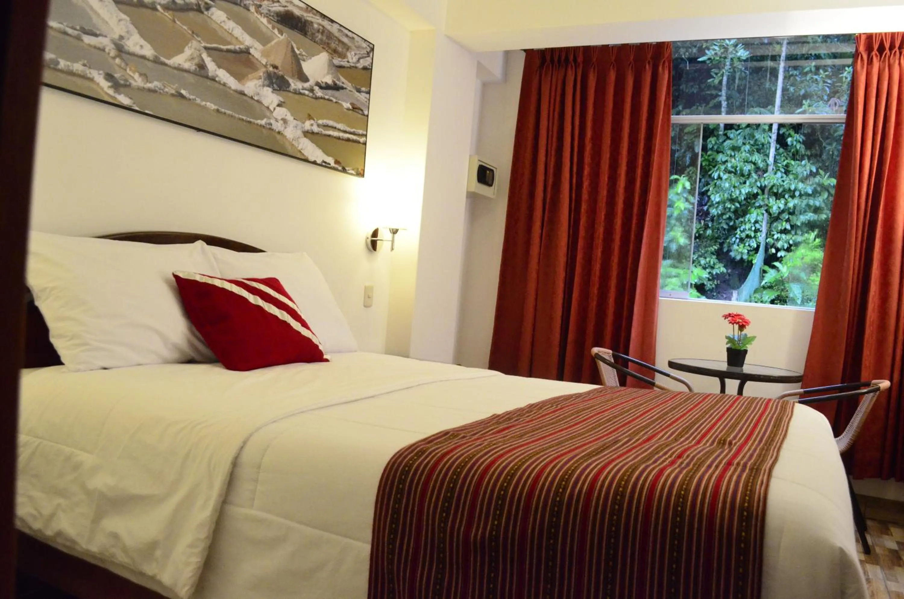 Bed in Viandina Machupicchu