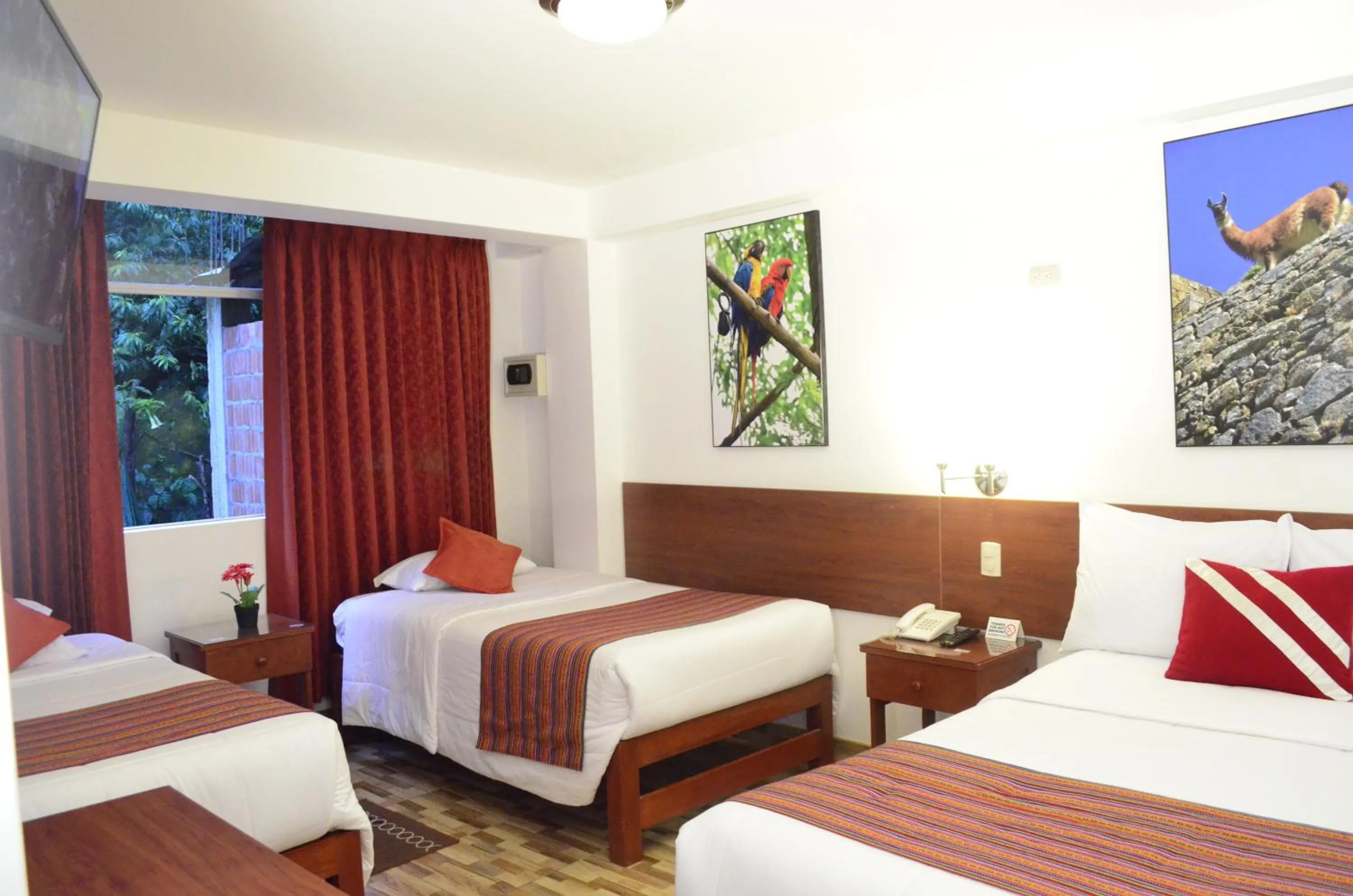 Bed in Viandina Machupicchu