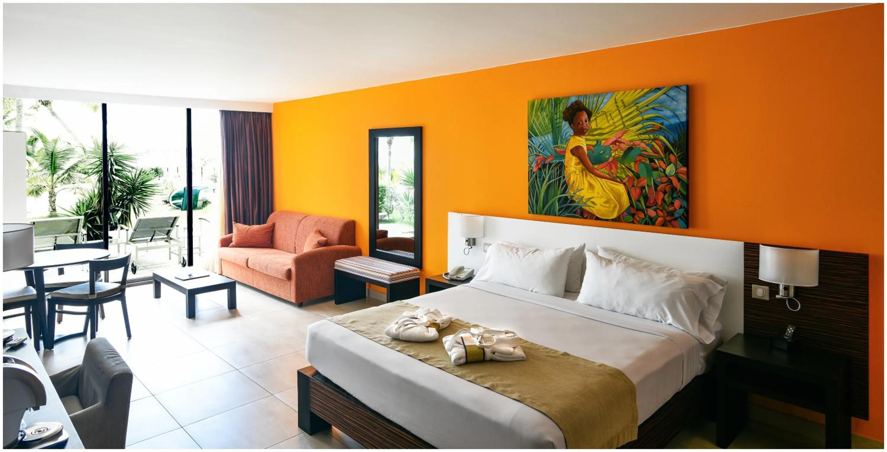 Bed in Hommage Hotel & Residences