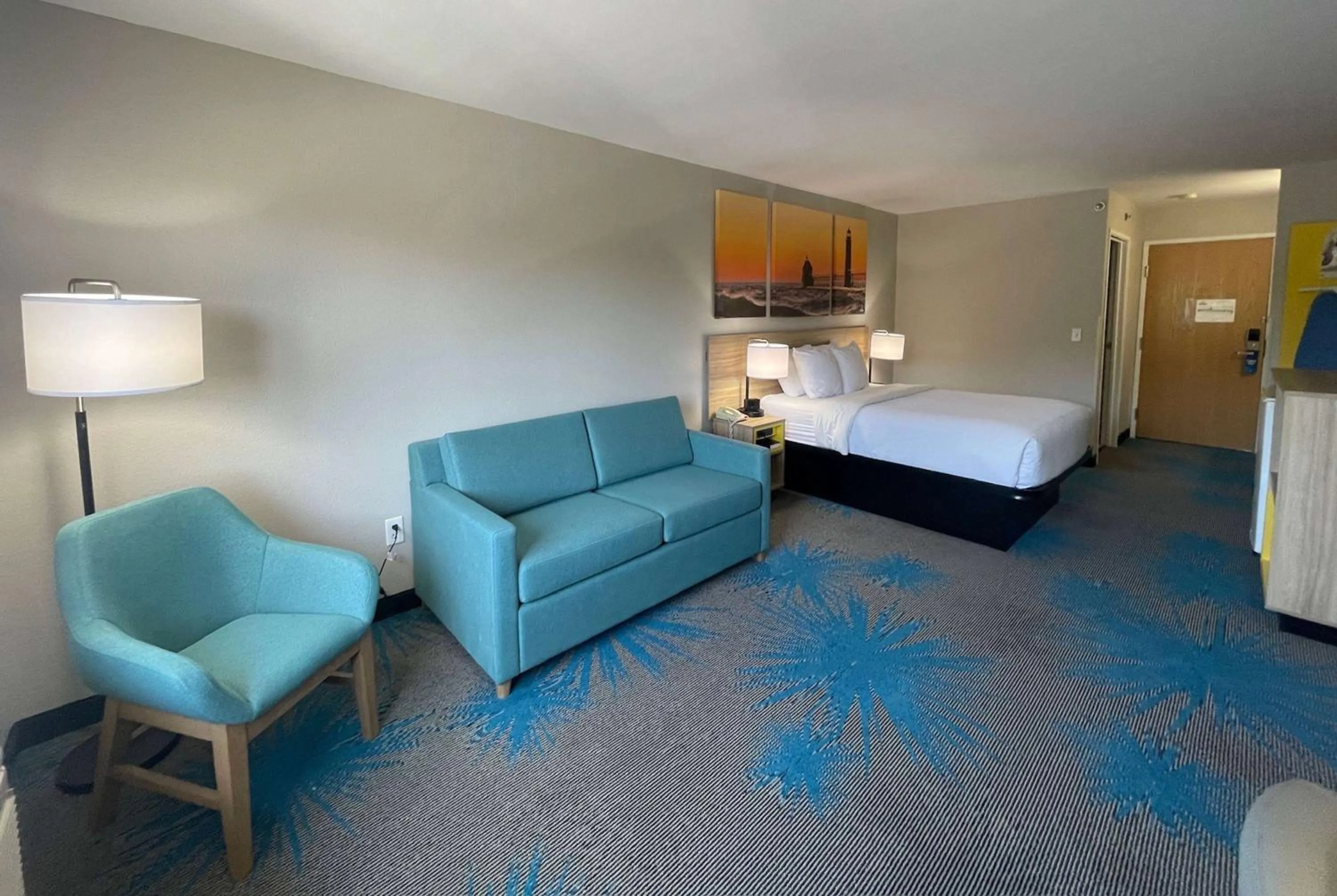 Photo of the whole room, Bed in Days Inn by Wyndham Imlay City