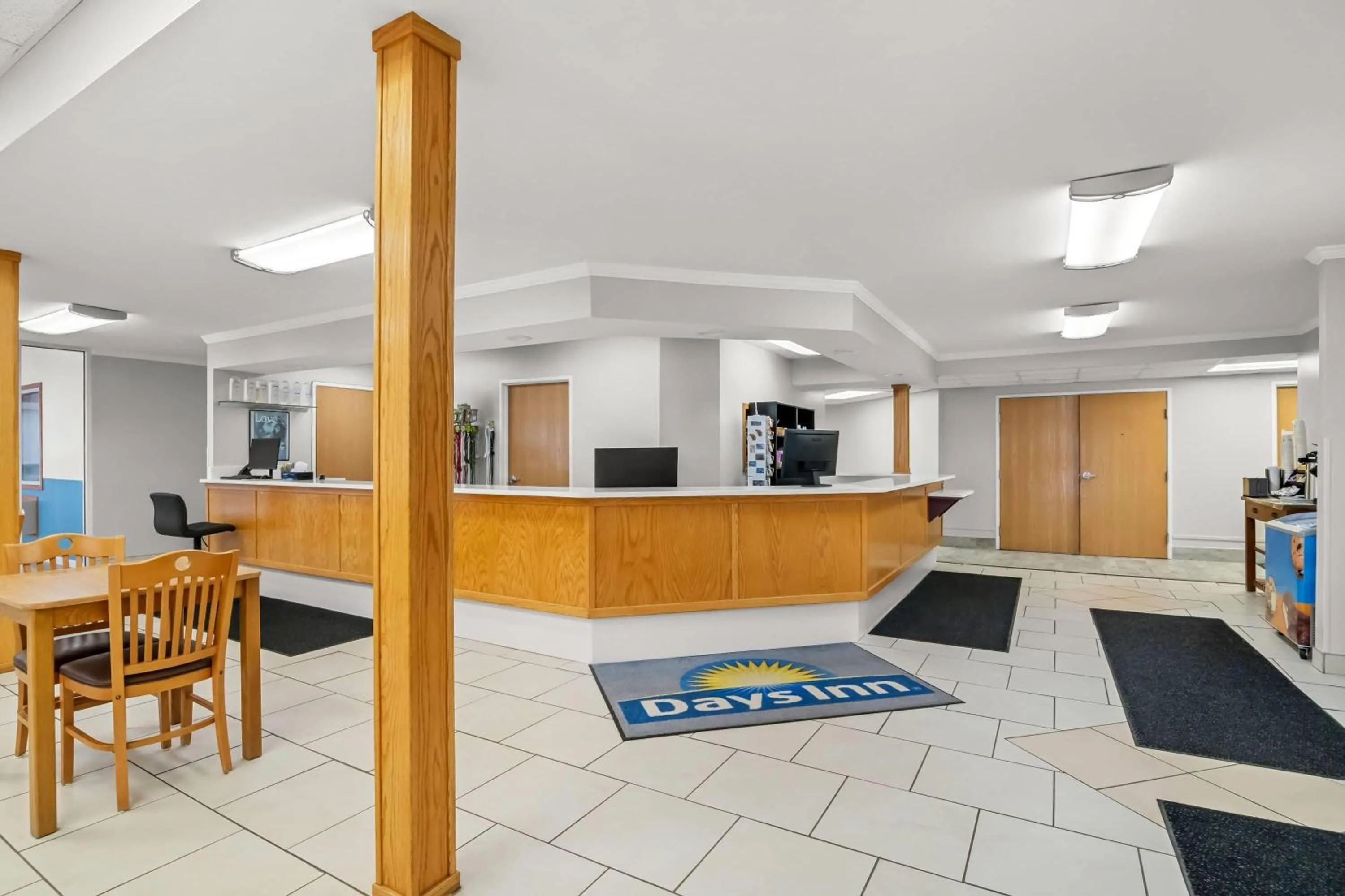 Lobby or reception in Days Inn by Wyndham Imlay City