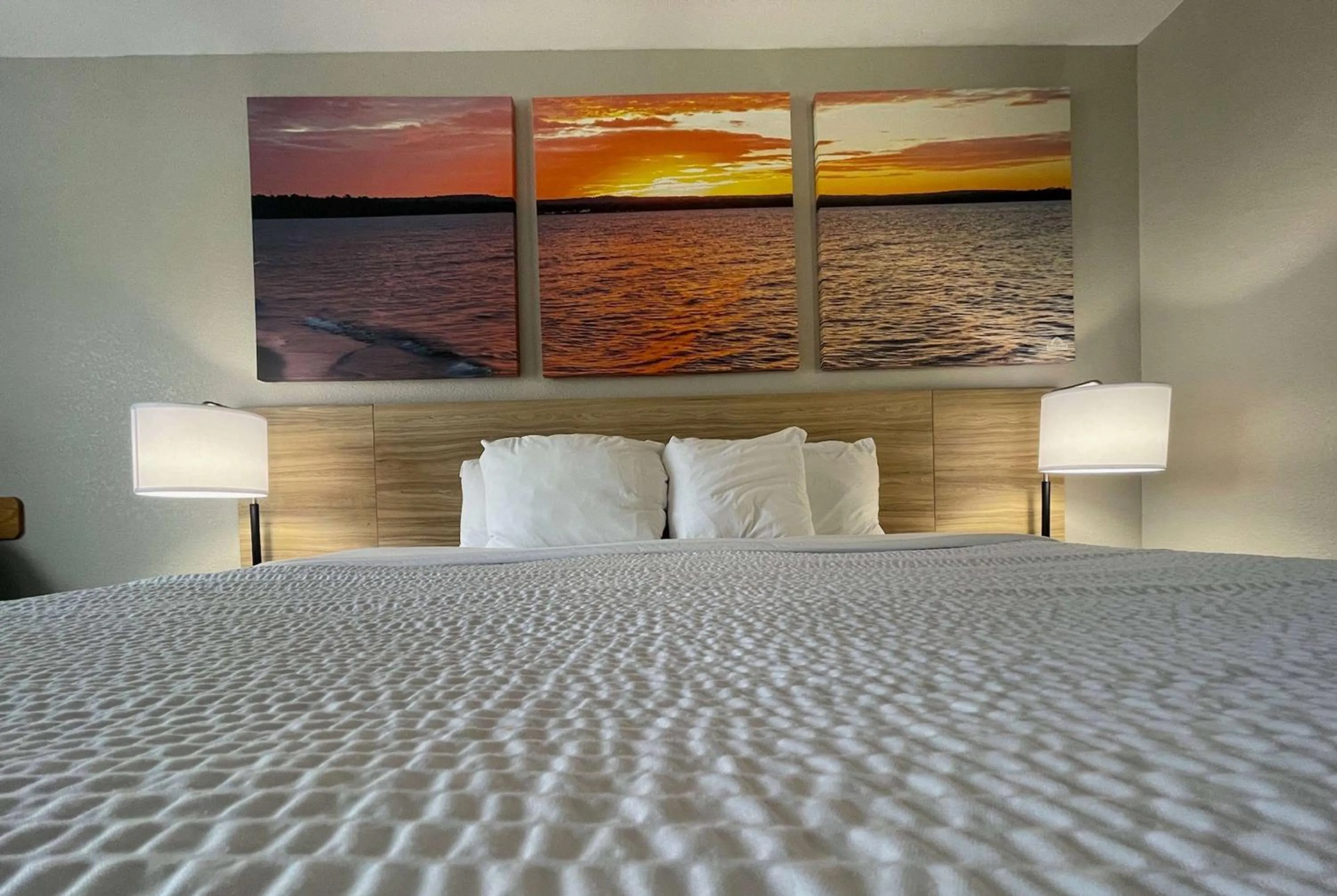 Photo of the whole room, Bed in Days Inn by Wyndham Imlay City