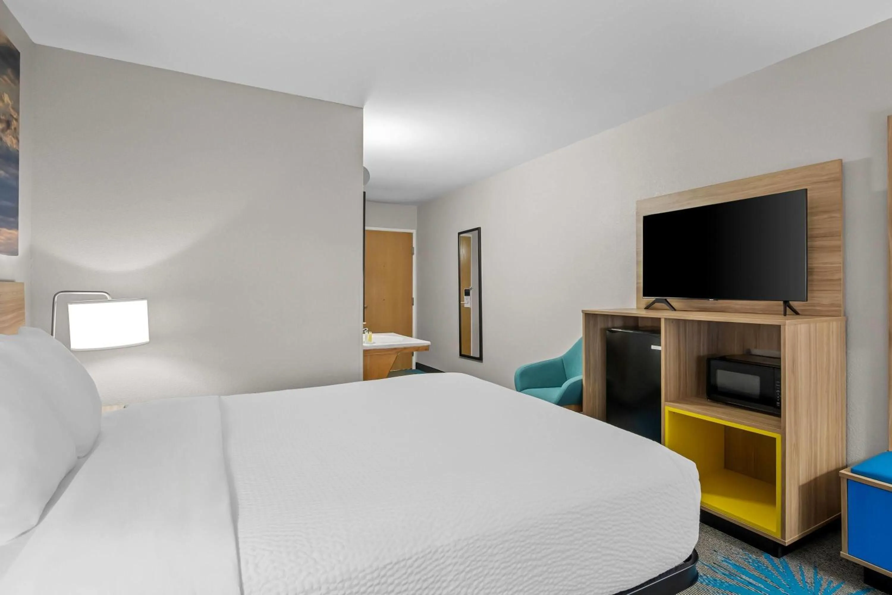 Bed in Days Inn by Wyndham Imlay City