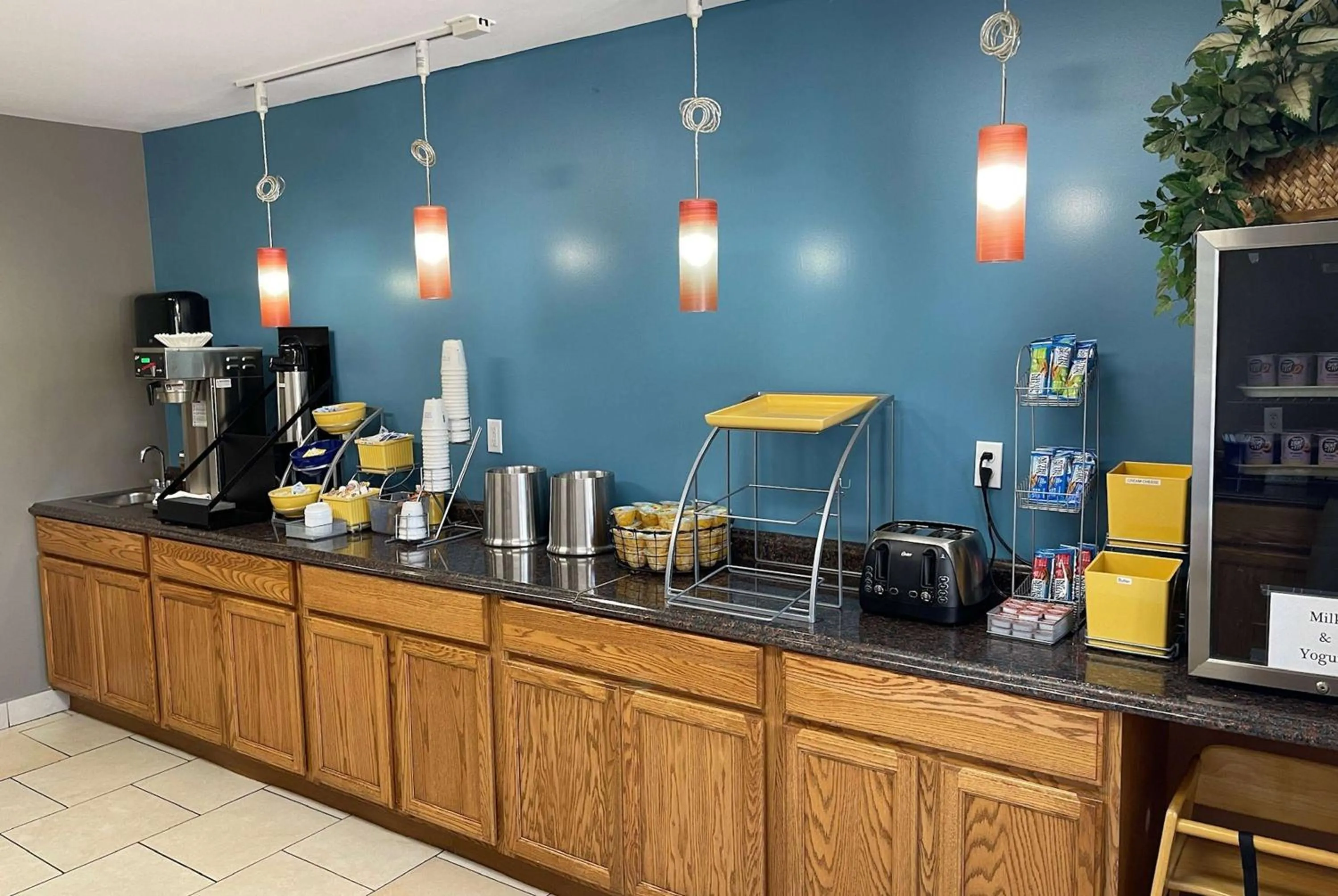 Breakfast in Days Inn by Wyndham Imlay City