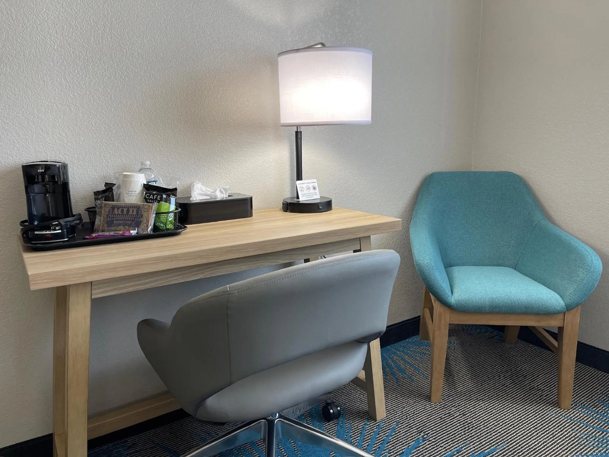 Coffee/tea facilities in Days Inn by Wyndham Imlay City