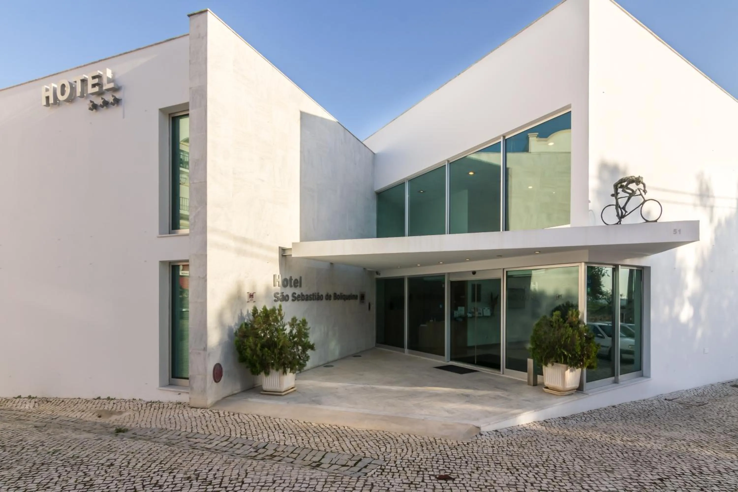 Facade/entrance in Hotel Sao Sebastiao de Boliqueime