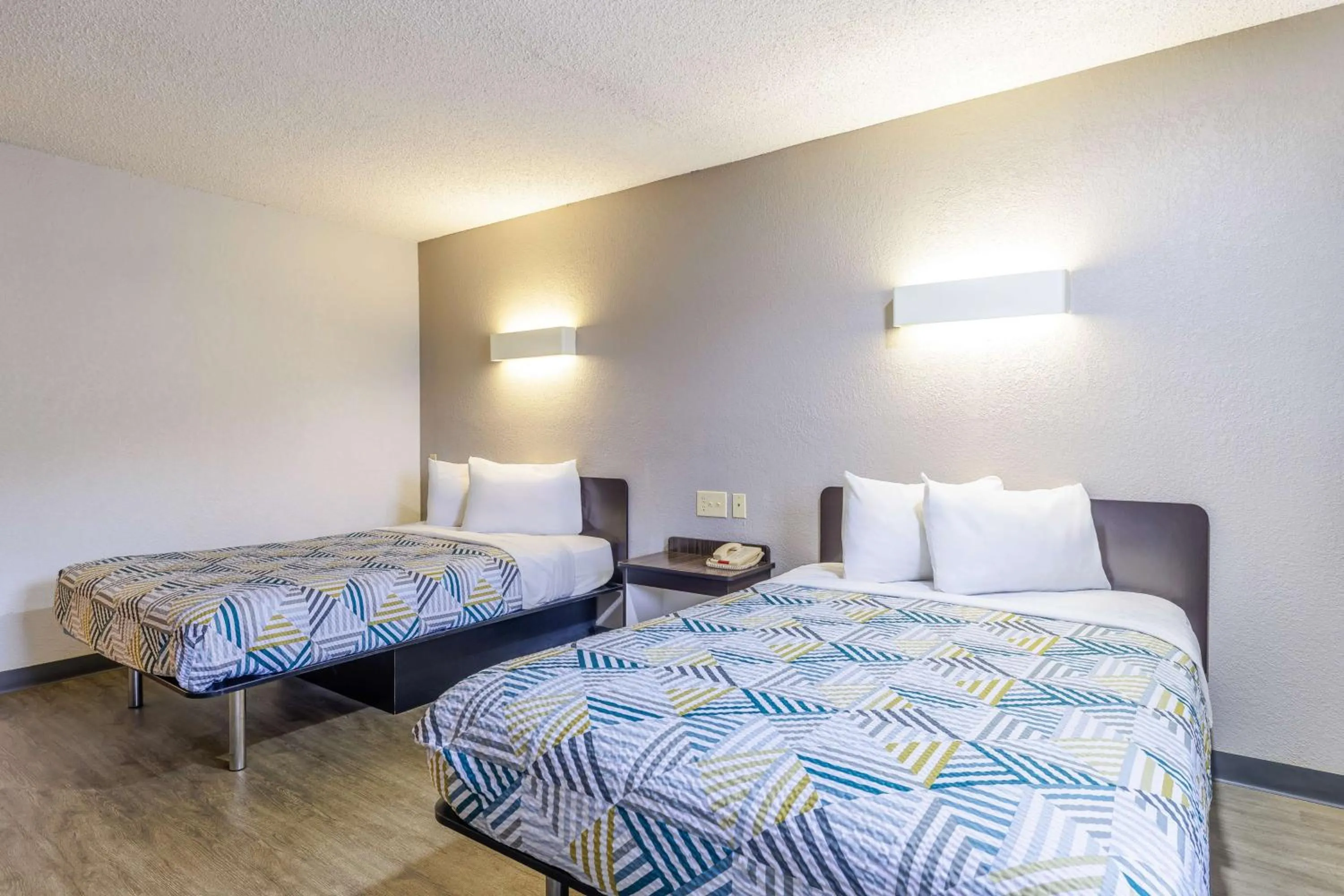 Bedroom, Bed in Motel 6 Boerne TX