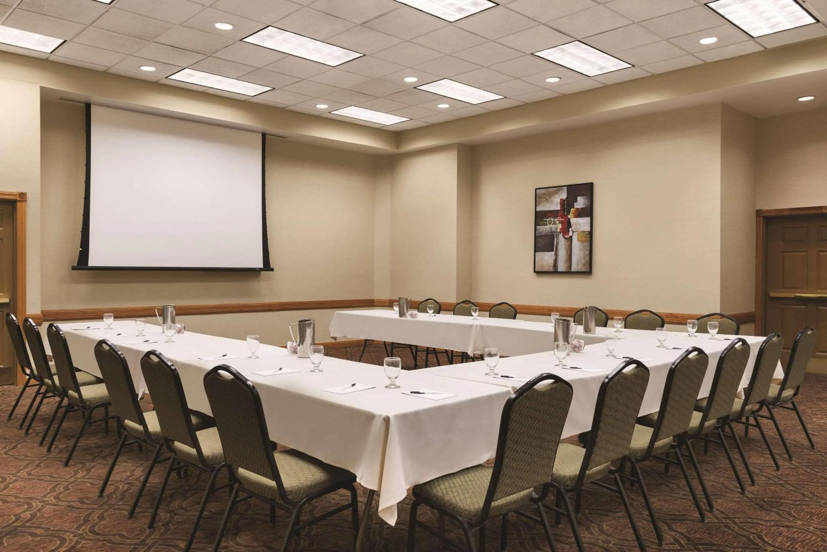 Meeting/conference room in Country Inn & Suites by Radisson, Mankato Hotel and Conference Center, MN