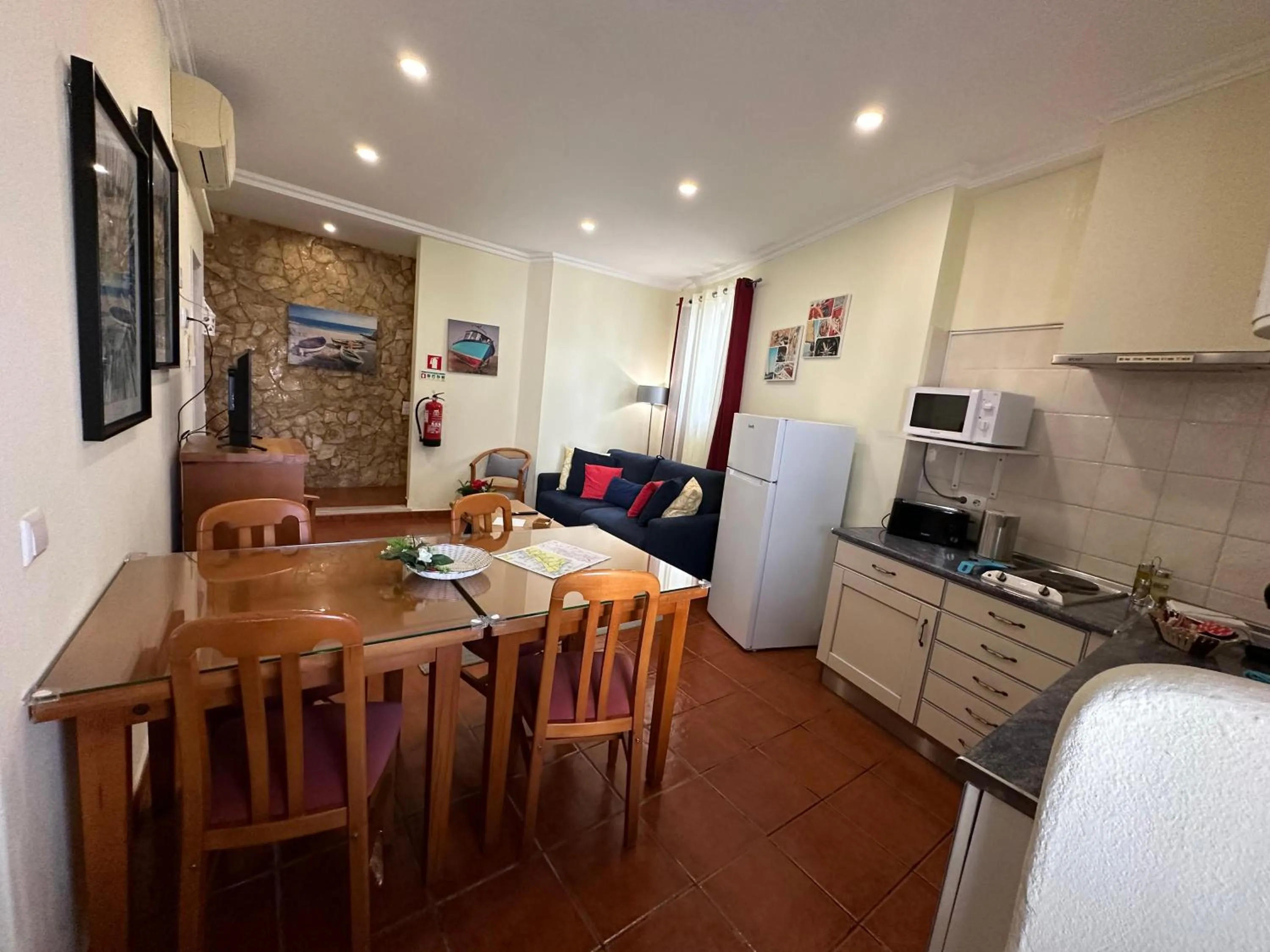 Kitchen or kitchenette in Casa Paula Apartments