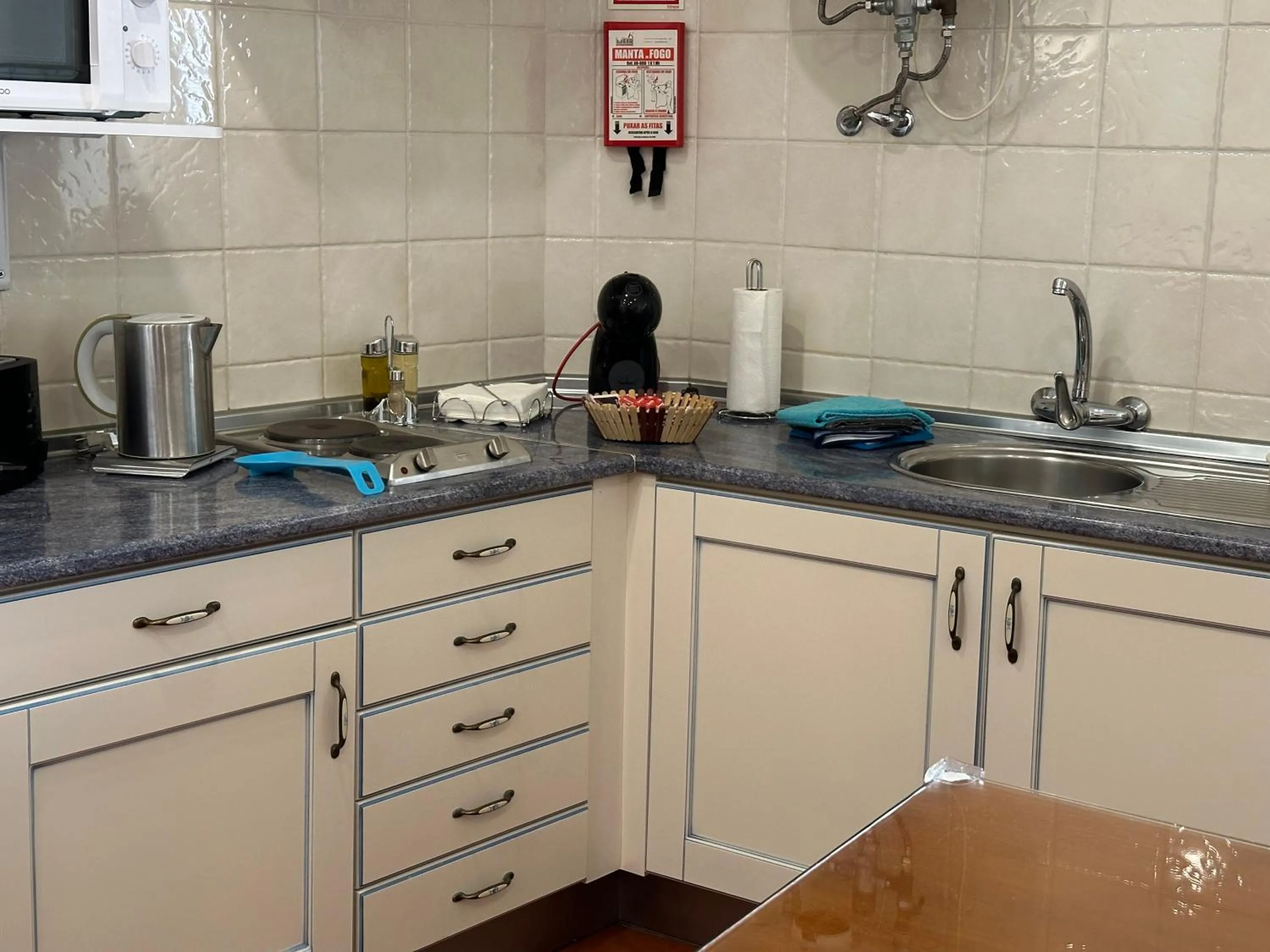 Kitchen or kitchenette in Casa Paula Apartments