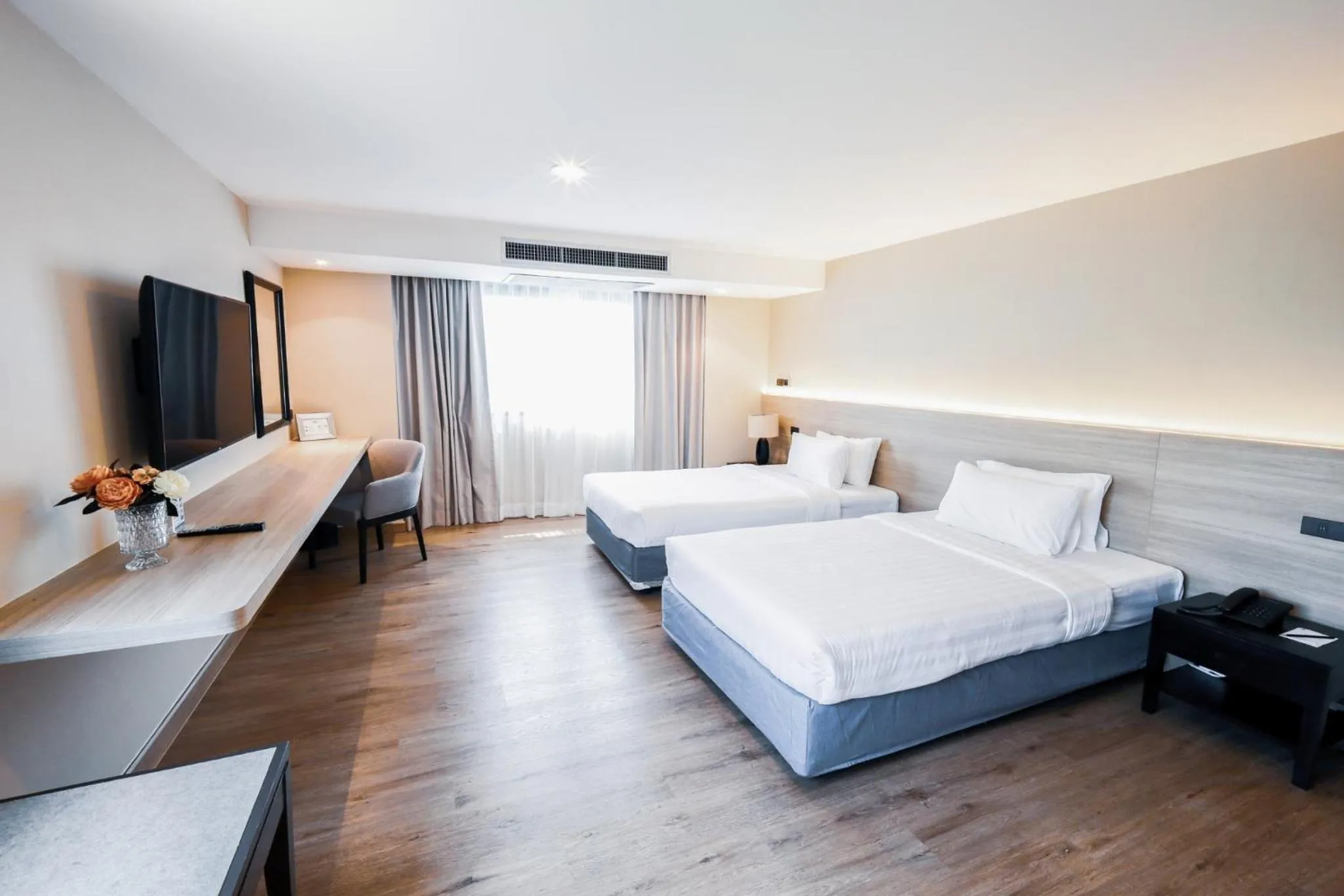 Bed in Alpine Golf Resort Chiang Mai