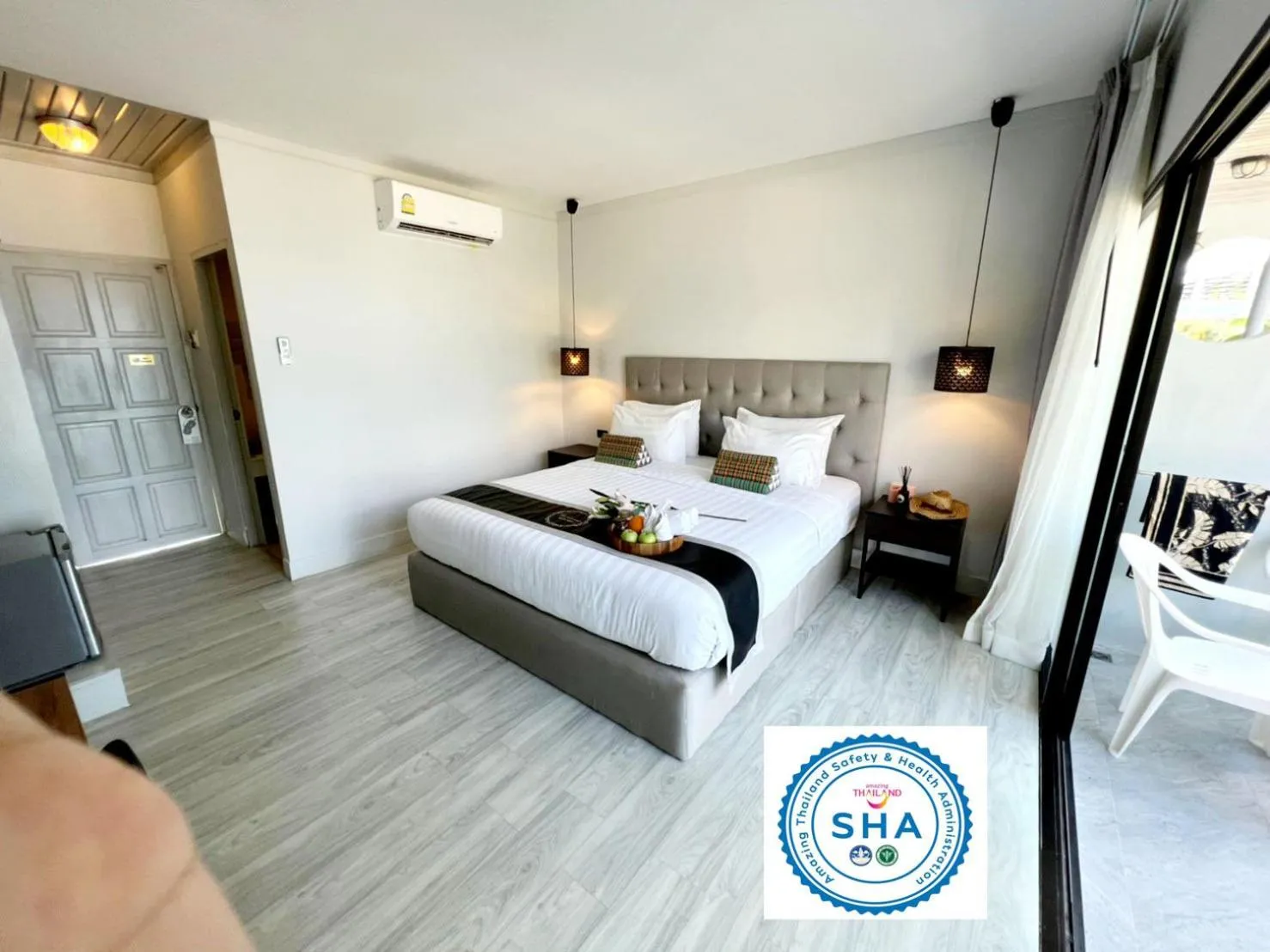 Property building, Bed in Thai Kamala Beach Front