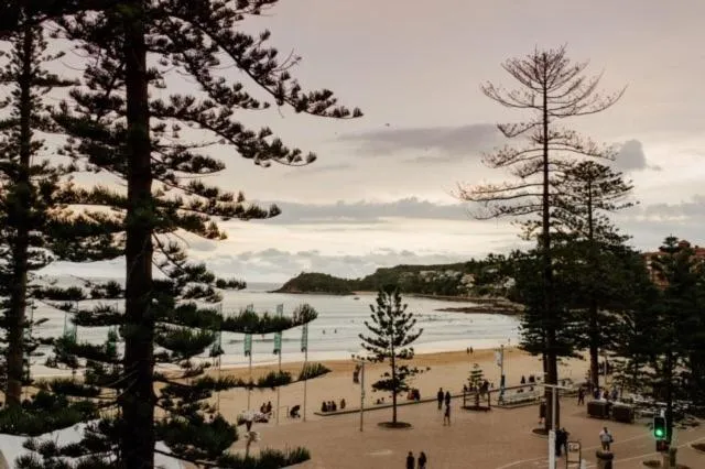 Stay at Hotel Steyne