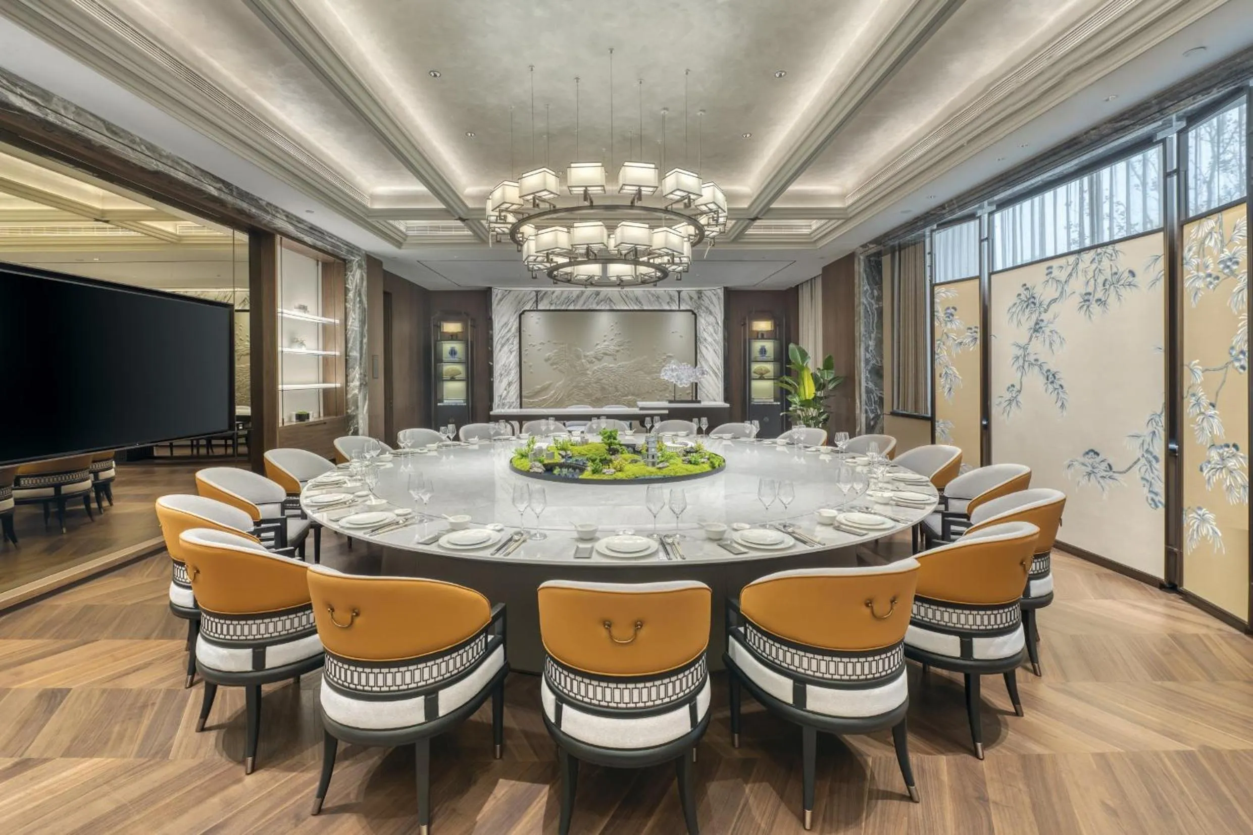 Restaurant/places to eat in Crowne Plaza Rugao