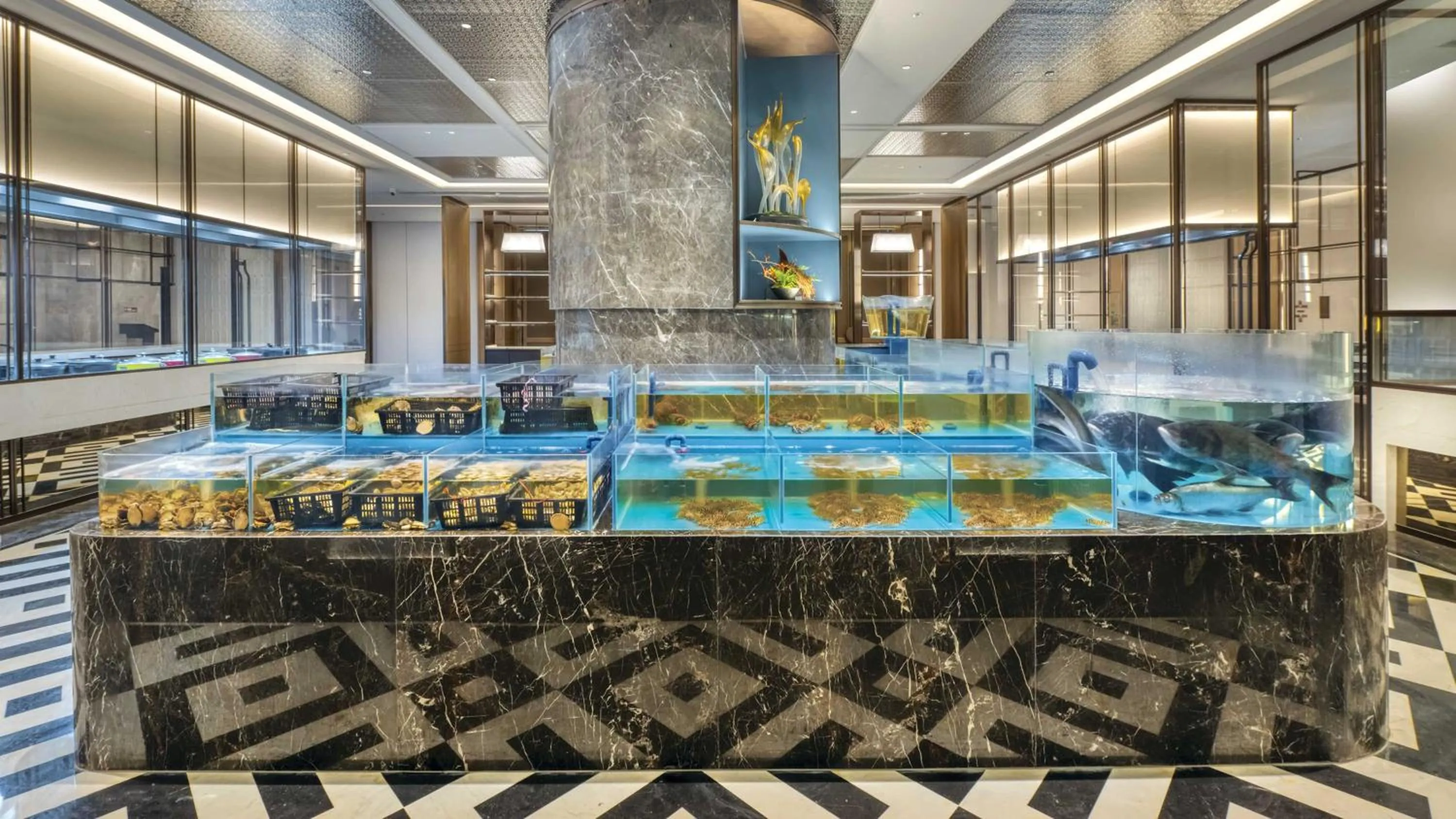 Restaurant/places to eat in Crowne Plaza Rugao