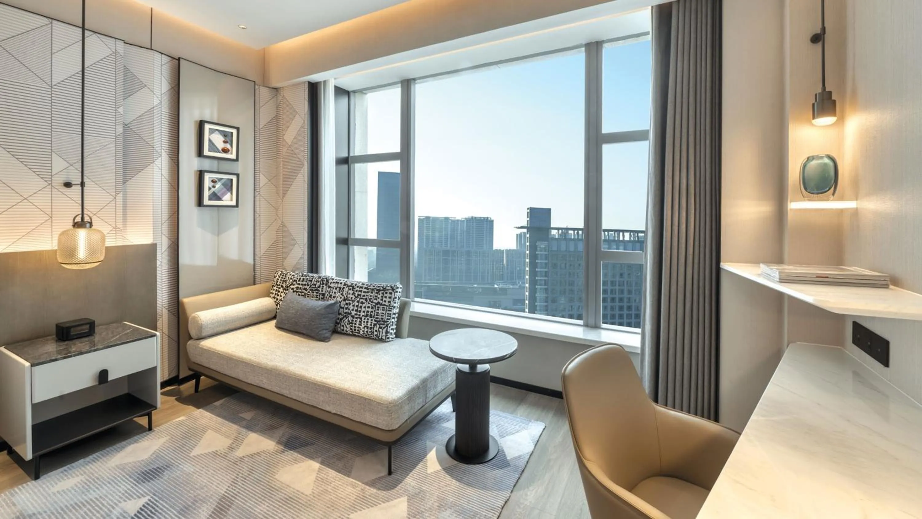 Photo of the whole room in Crowne Plaza Rugao