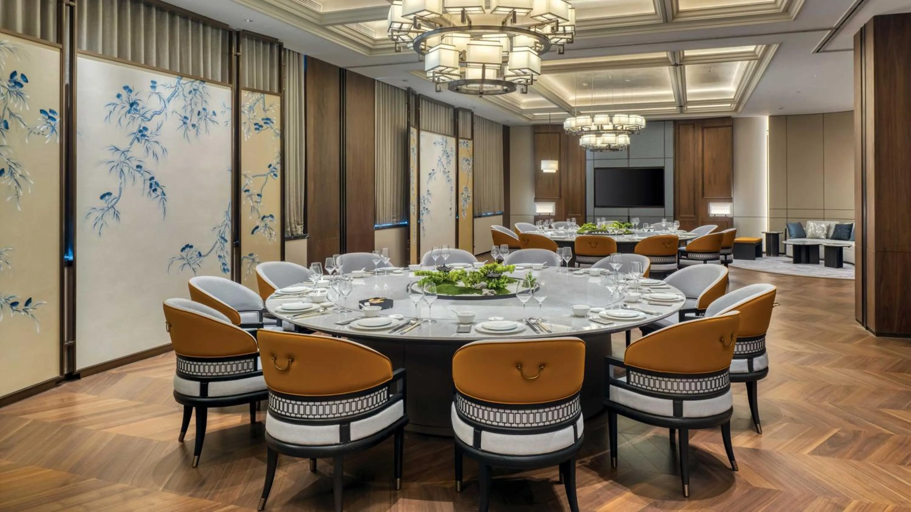 Restaurant/places to eat in Crowne Plaza Rugao