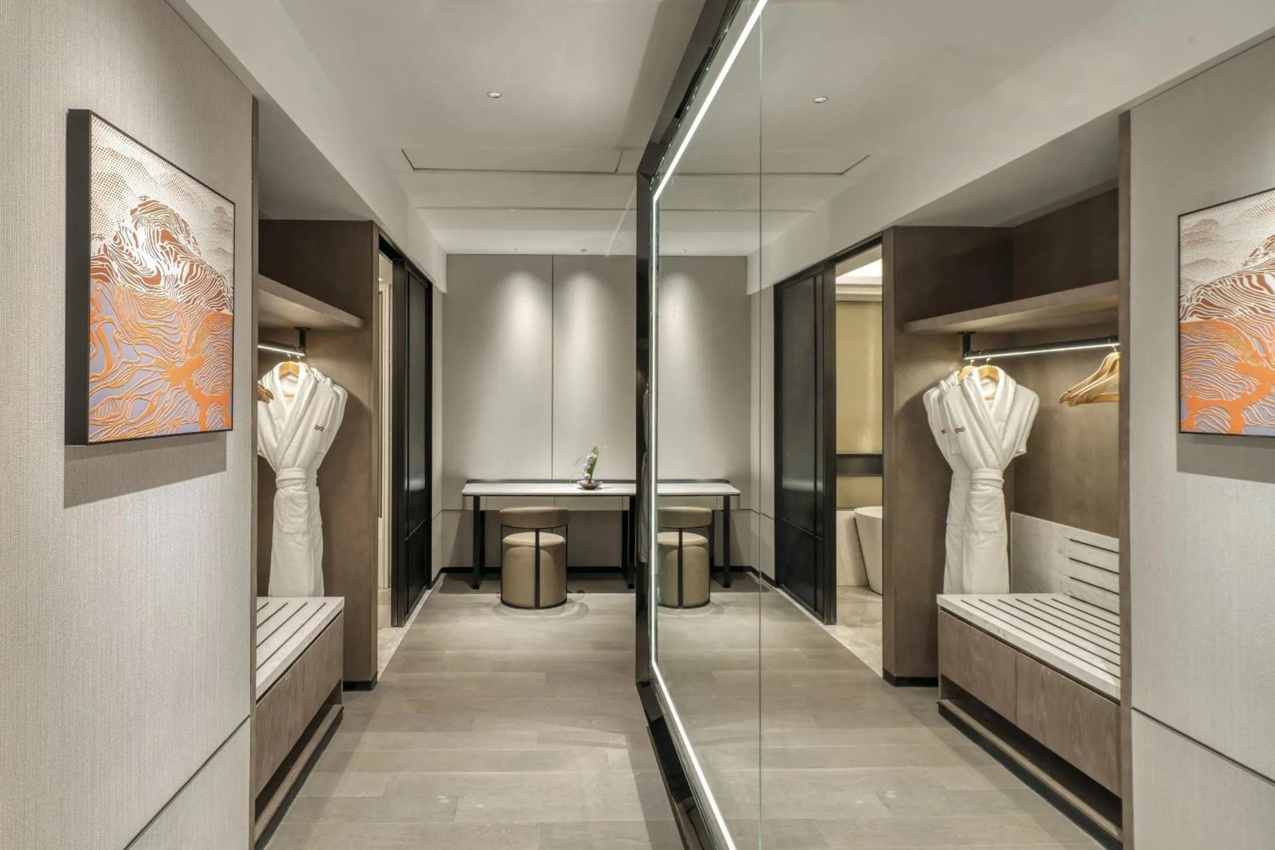 Photo of the whole room in Crowne Plaza Rugao