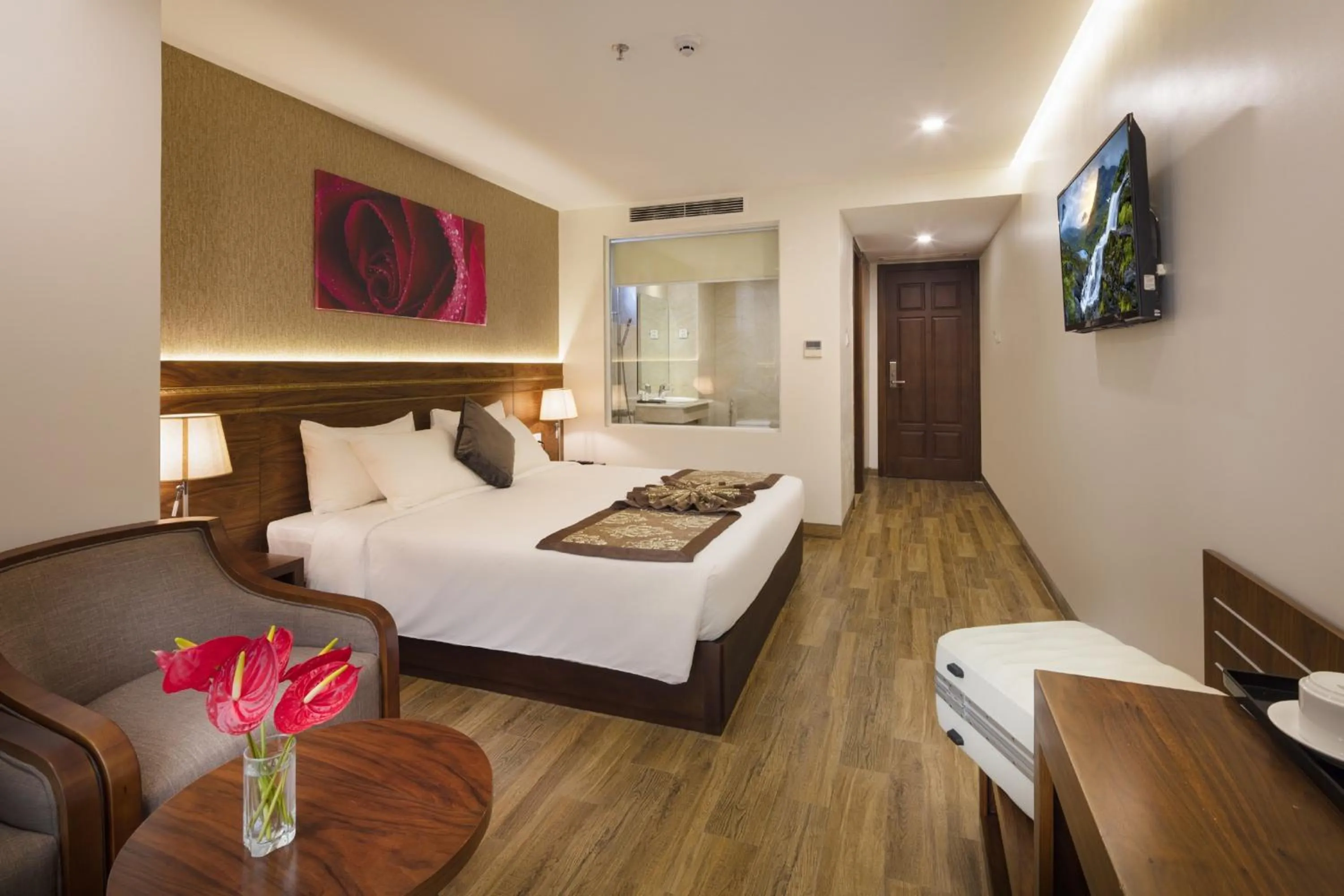 Photo of the whole room, Bed in Sea Pearl Hotel