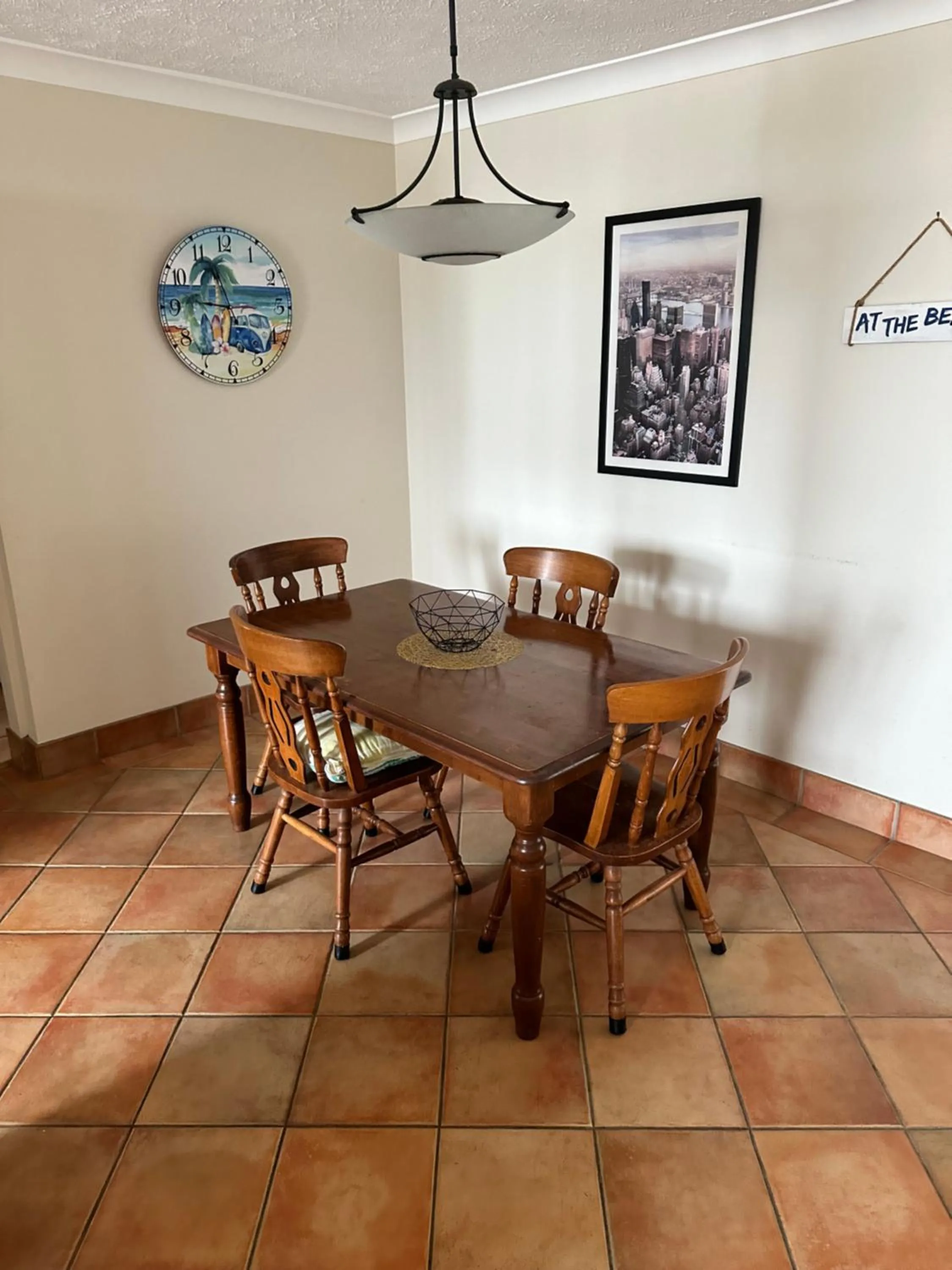 Seating area in Queensleigh Holiday Apartments