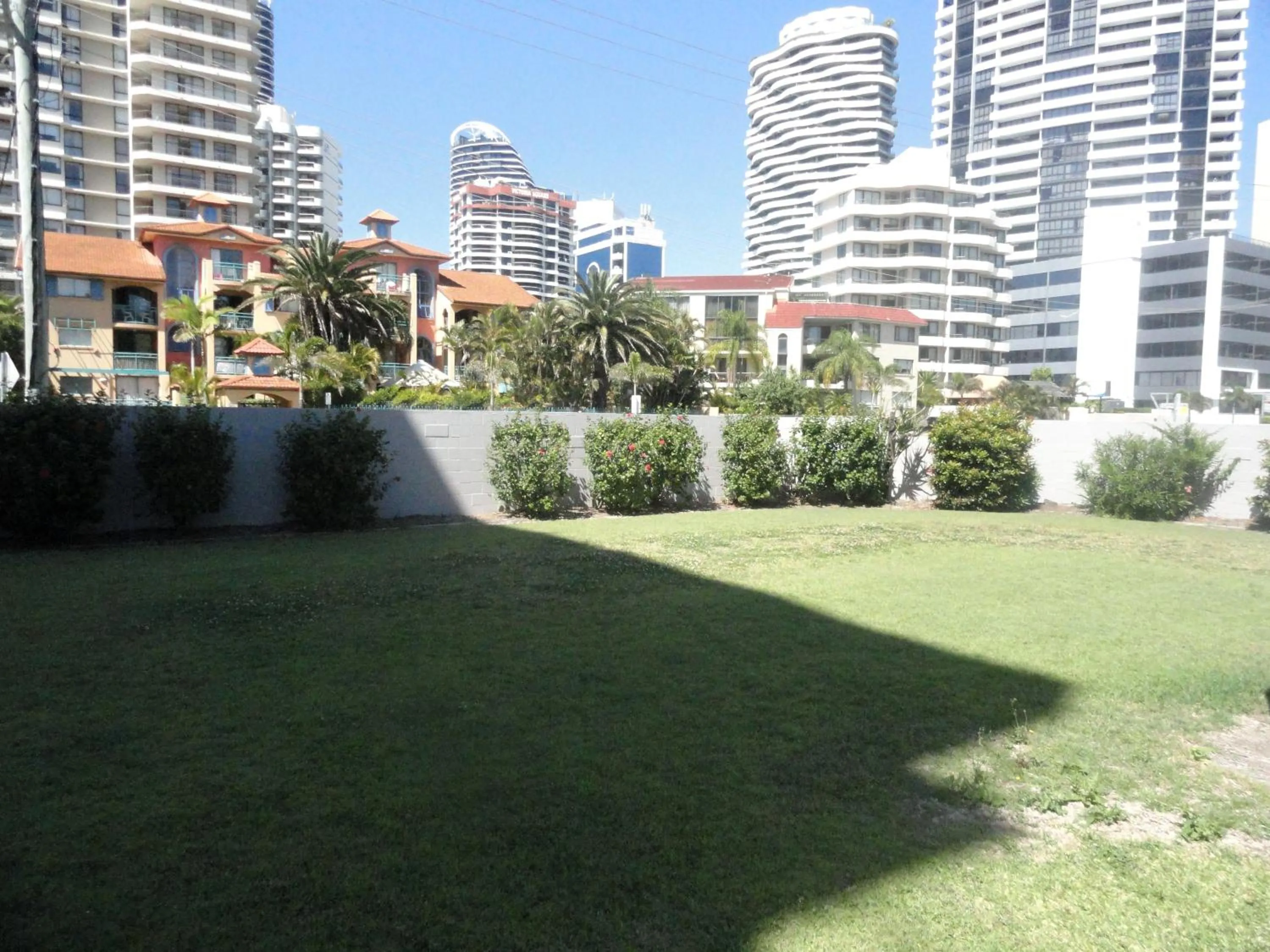 Garden in Queensleigh Holiday Apartments