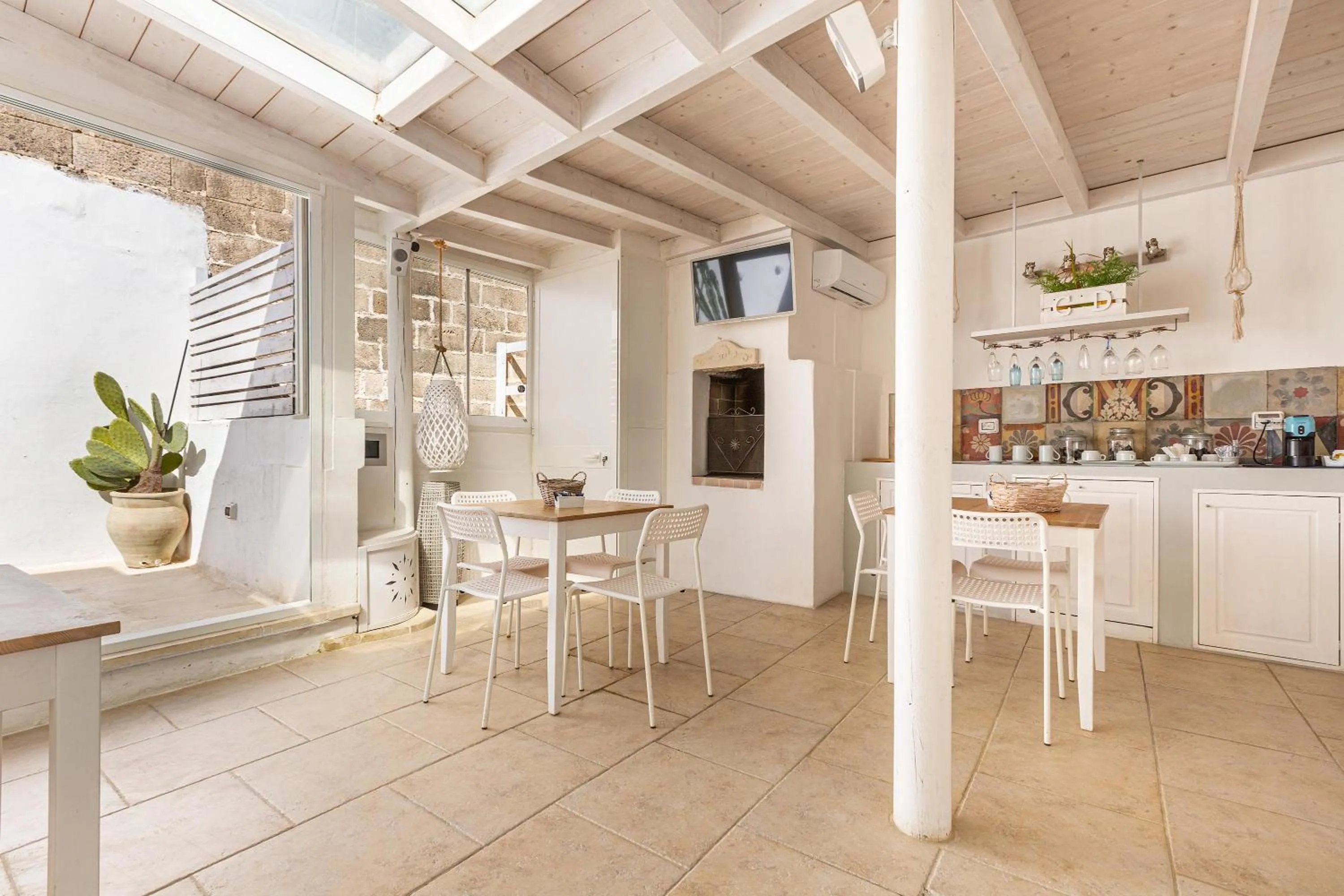 Other in Clara Domus