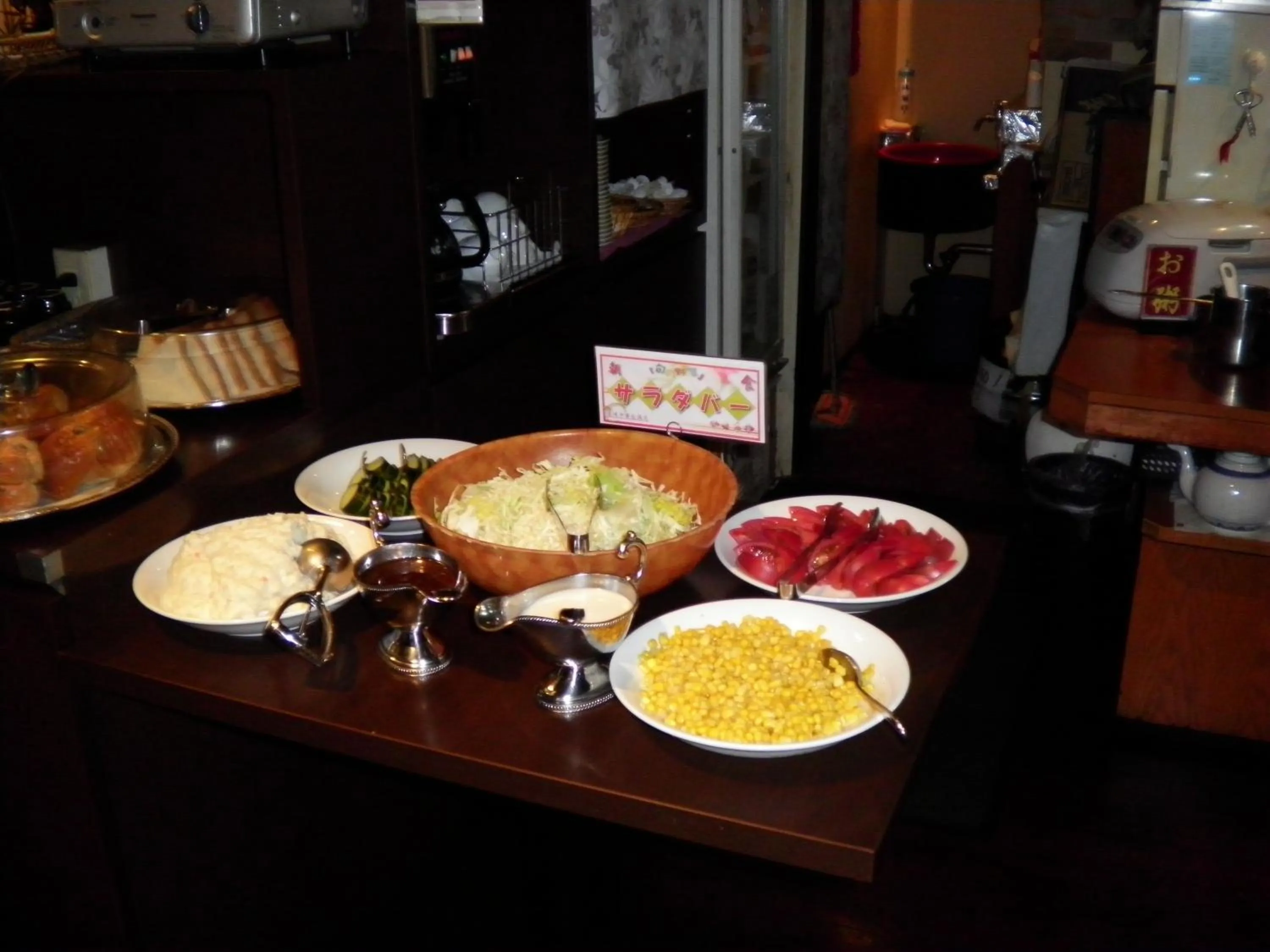 Food and drinks in Pearl Hotel Kawasaki